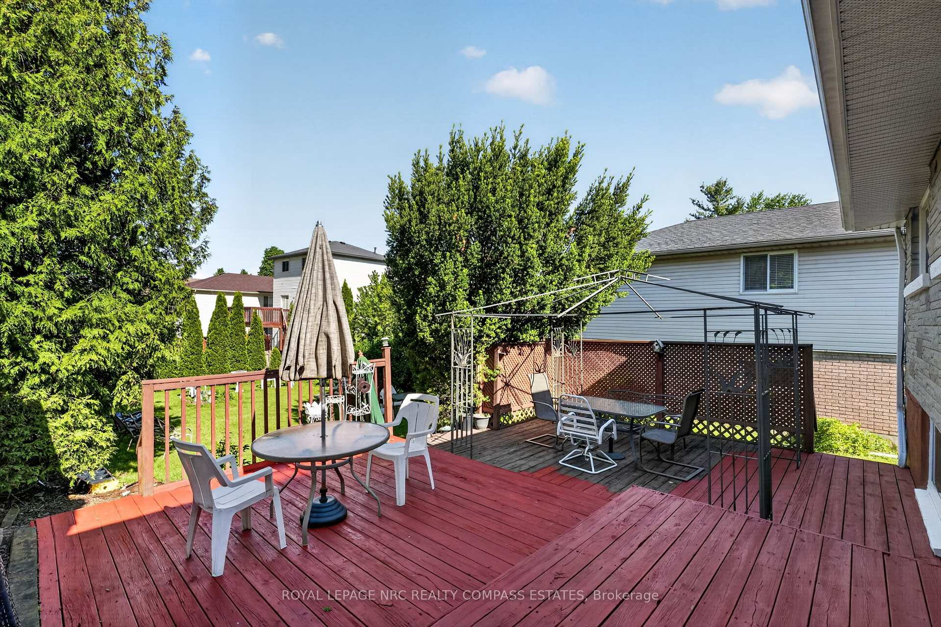 Photo 36 of 6709 Montrose Road, Niagara Falls, West Wood — HOMEH