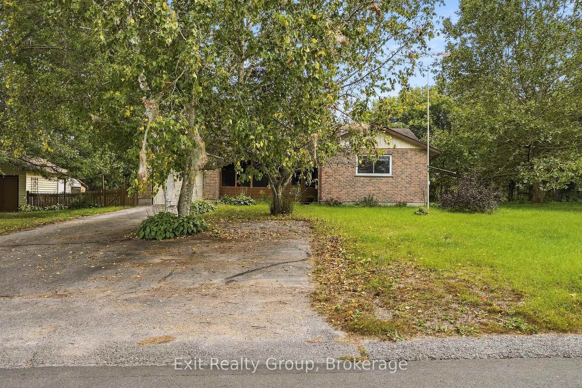 Photo 7 of 31 Ridge Road, Prince Edward County, Hallowell Ward — HOMEH