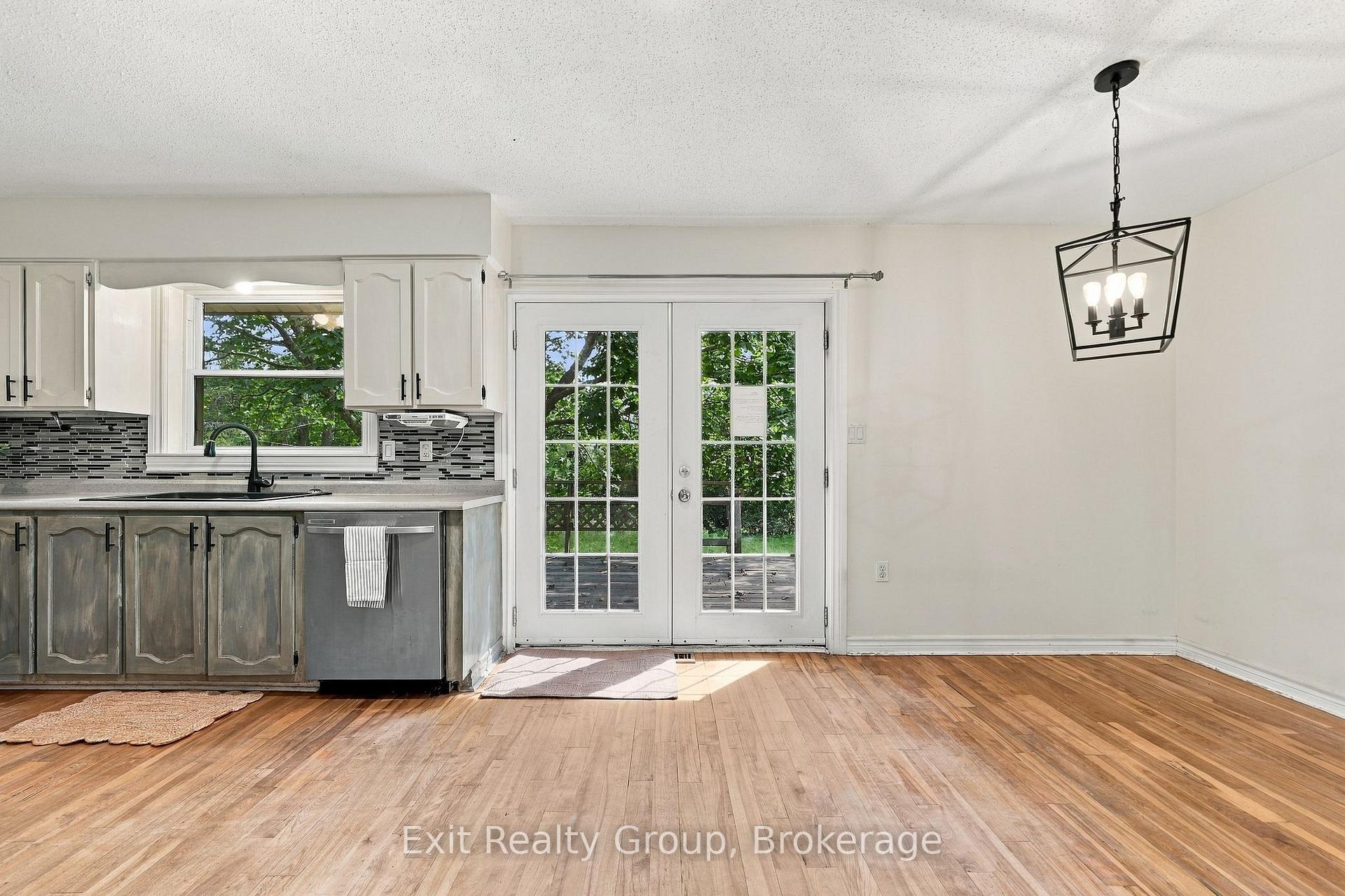 Photo 11 of 31 Ridge Road, Prince Edward County, Hallowell Ward — HOMEH