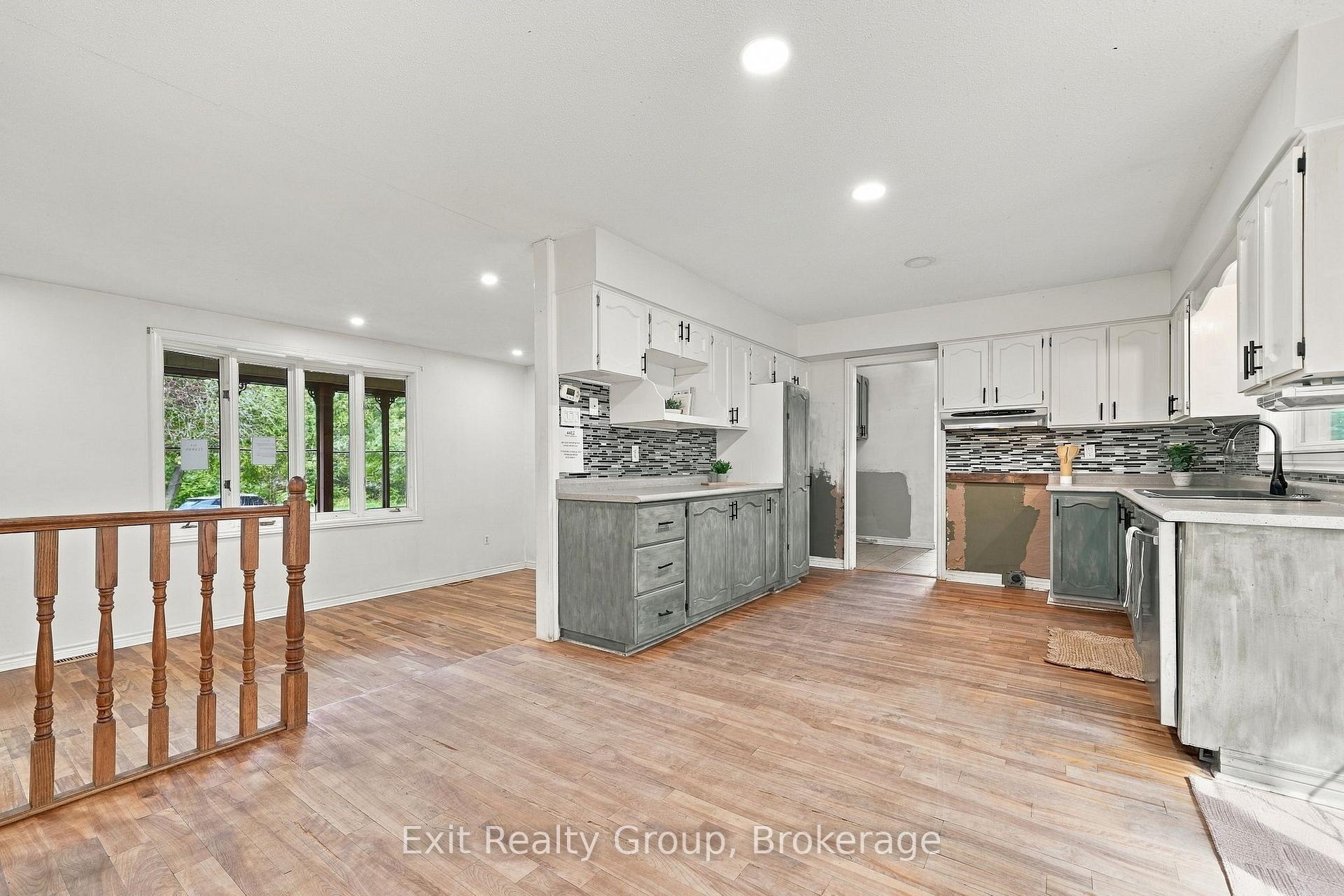 Photo 13 of 31 Ridge Road, Prince Edward County, Hallowell Ward — HOMEH