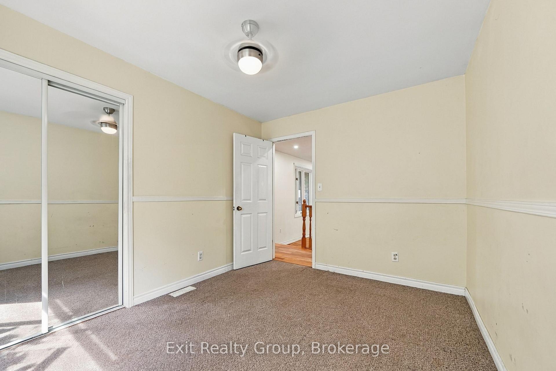 Photo 20 of 31 Ridge Road, Prince Edward County, Hallowell Ward — HOMEH