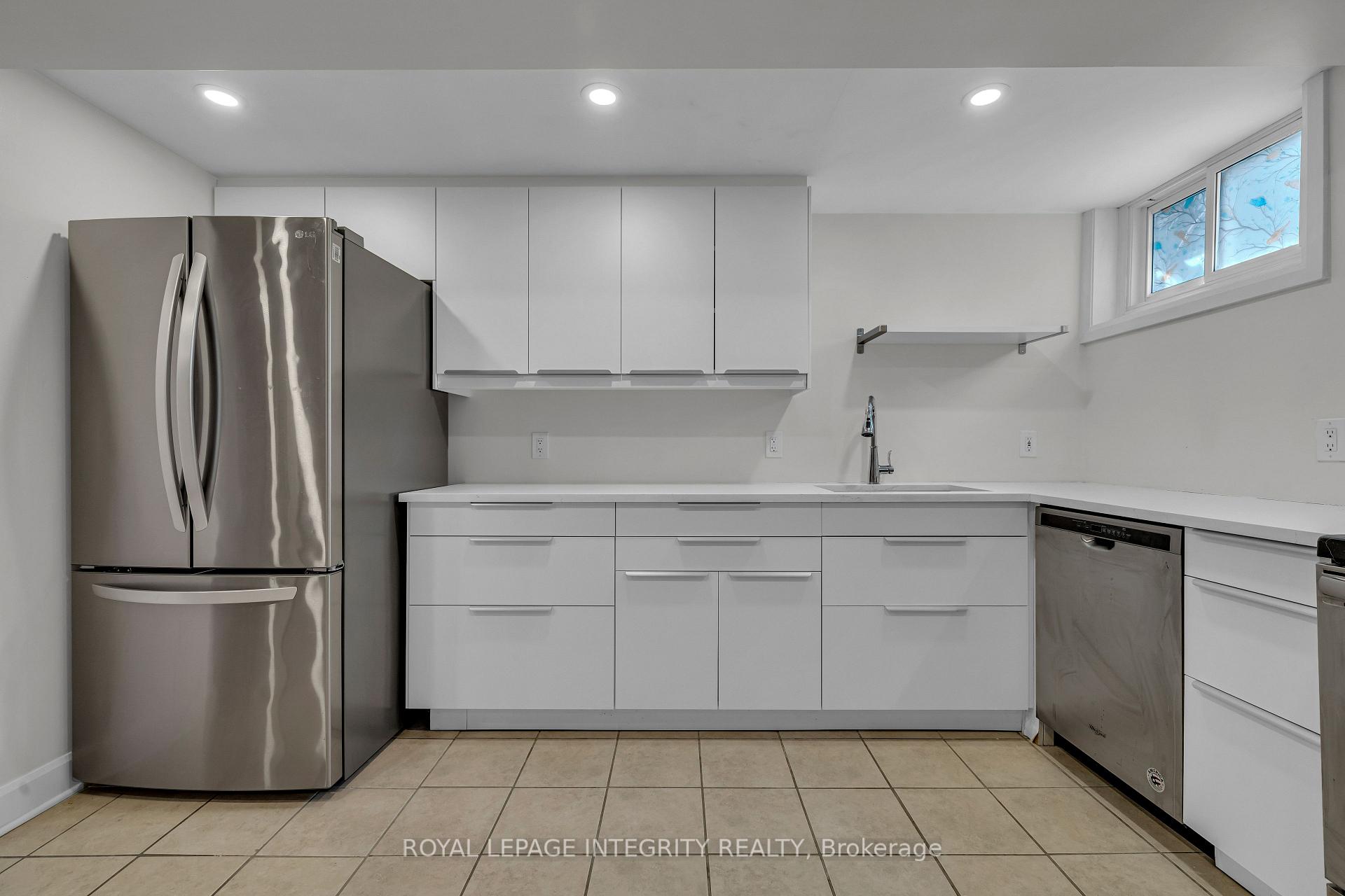 Photo 8 of 924 Rex Avenue, Ottawa, McKellar Heights — HOMEH