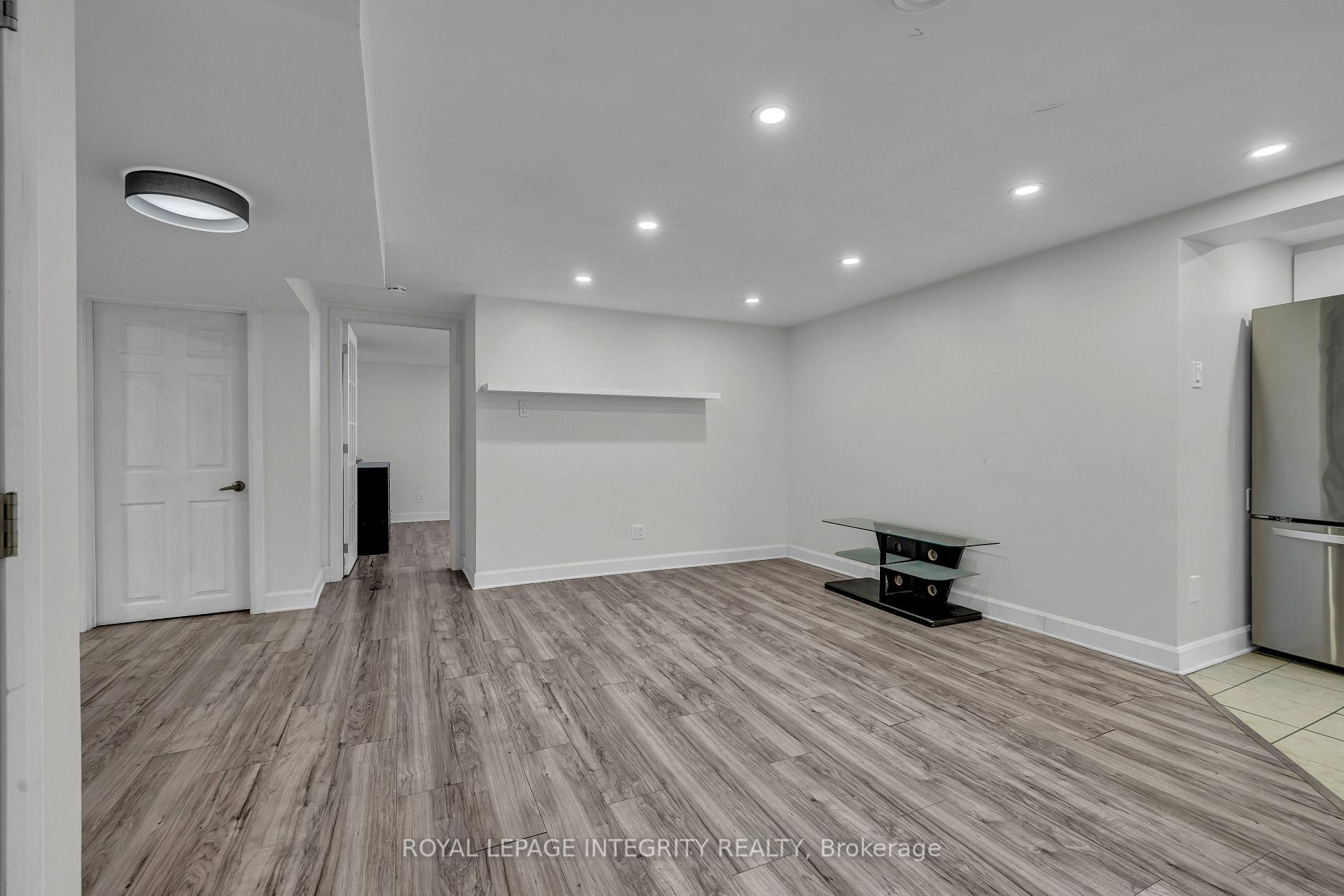 Photo 14 of 924 Rex Avenue, Ottawa, McKellar Heights — HOMEH