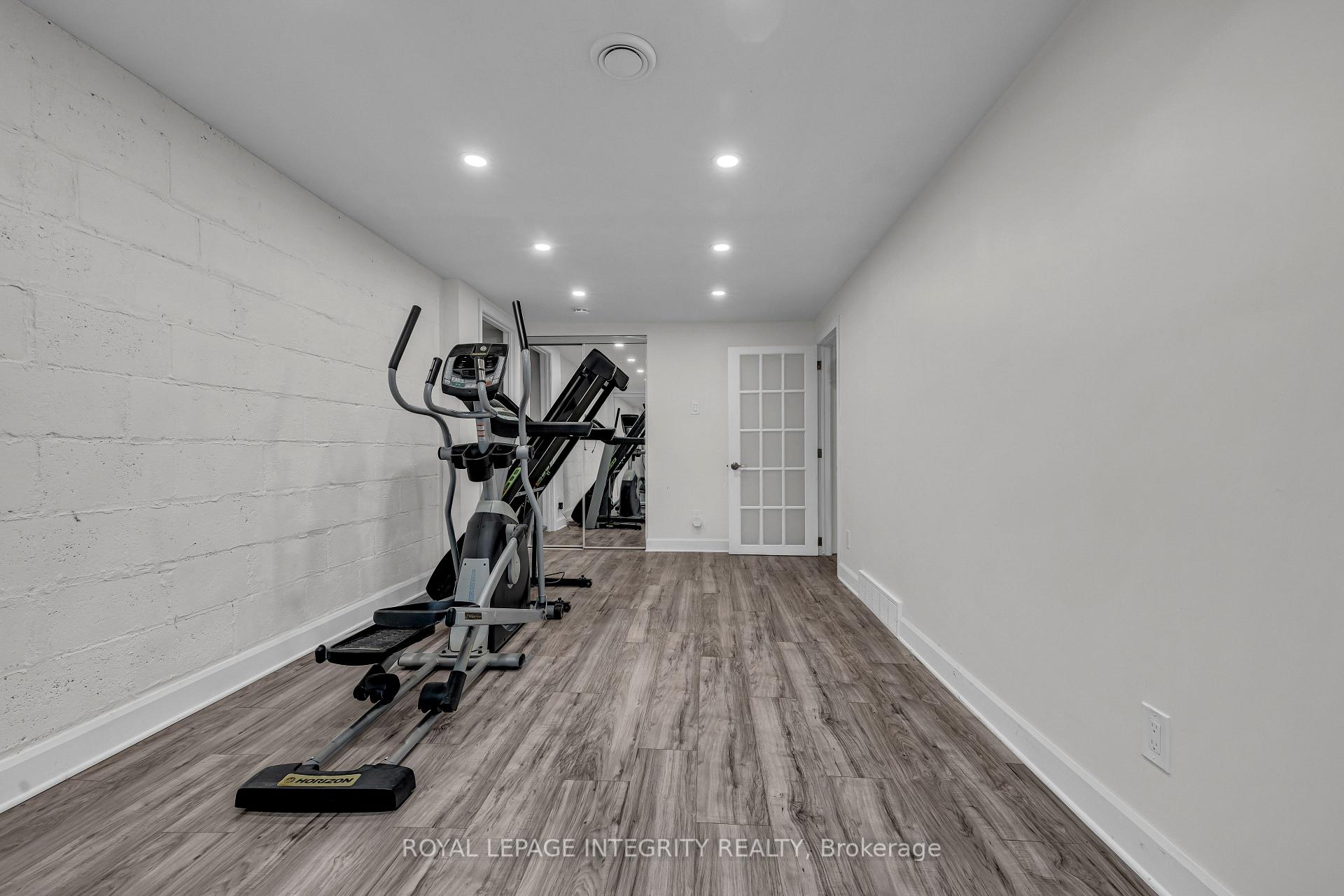 Photo 20 of 924 Rex Avenue, Ottawa, McKellar Heights — HOMEH
