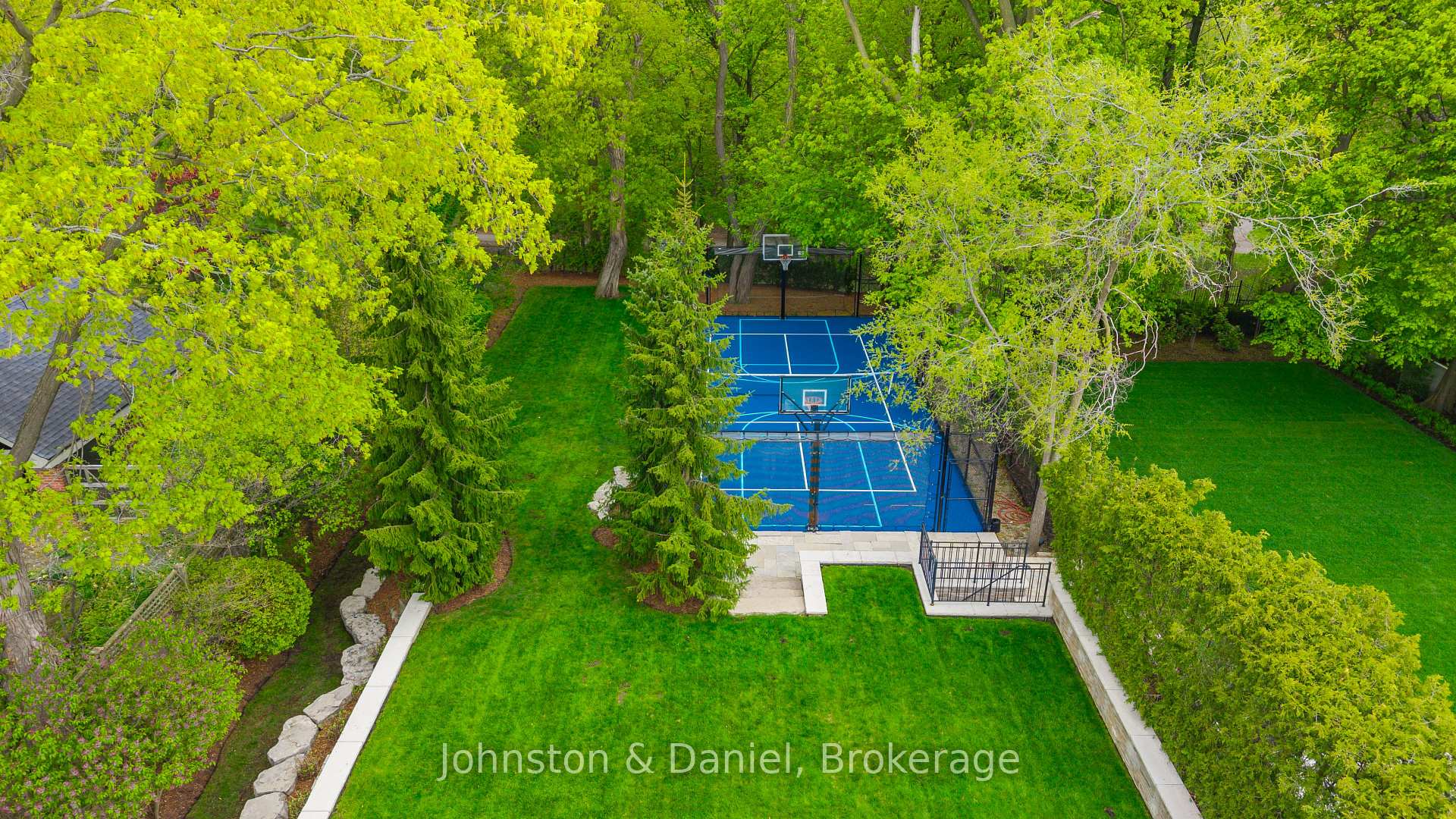 Photo 6 of 24 Glenview Avenue, Toronto, Lawrence Park South — HOMEH