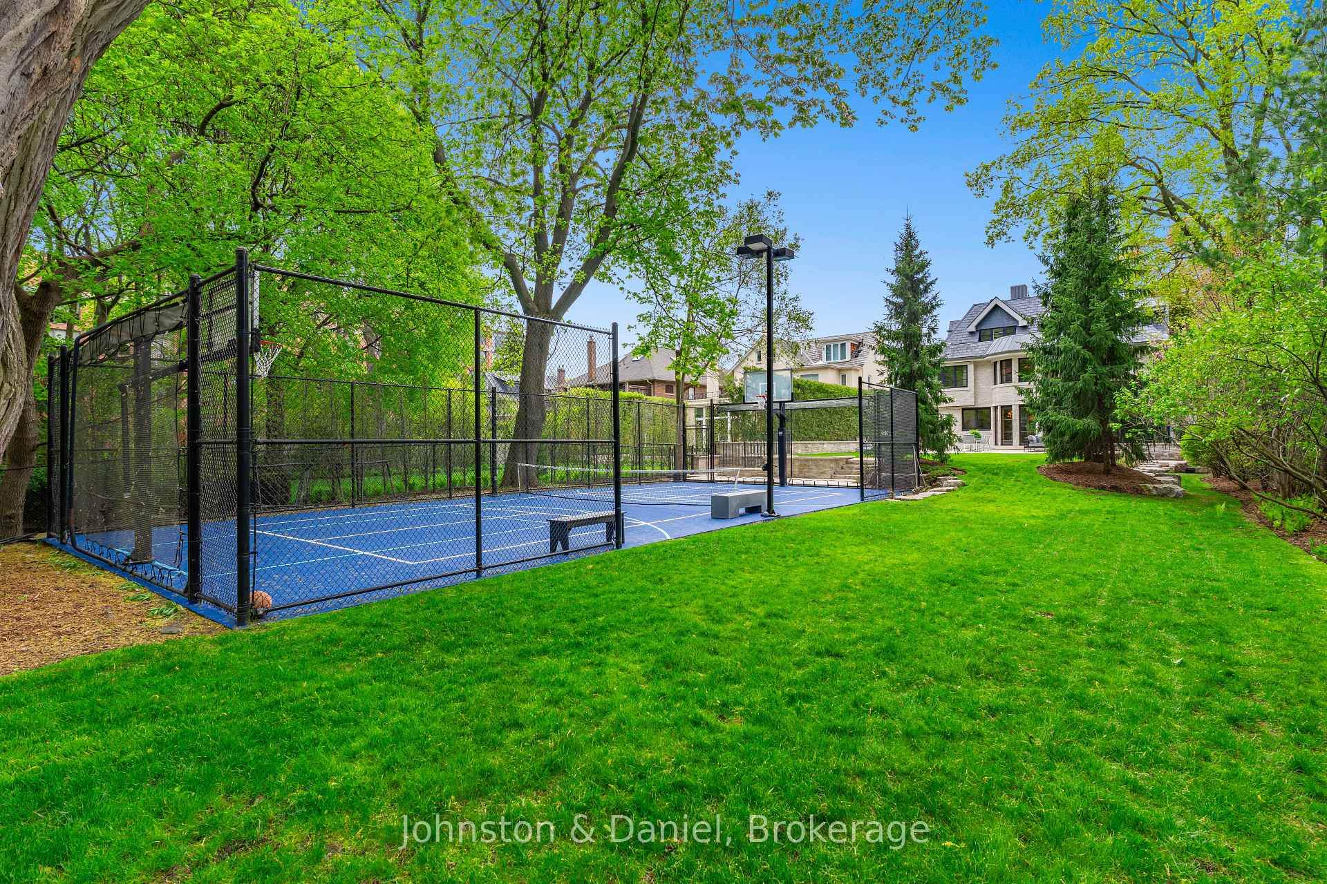 Photo 11 of 24 Glenview Avenue, Toronto, Lawrence Park South — HOMEH