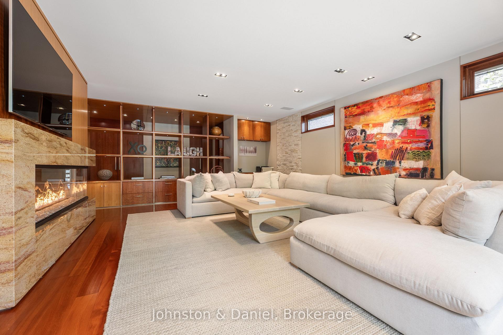 Photo 13 of 24 Glenview Avenue, Toronto, Lawrence Park South — HOMEH