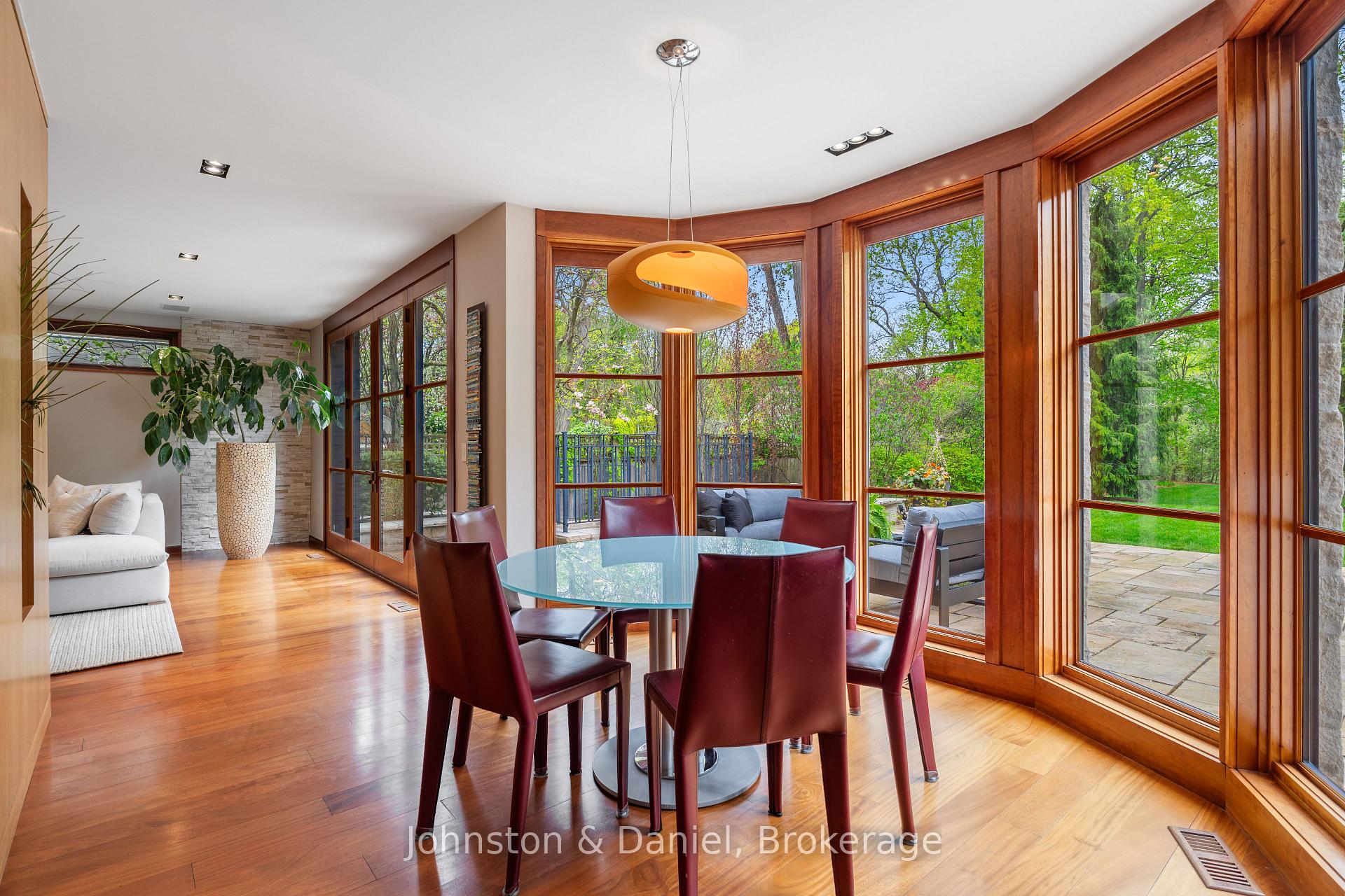 Photo 20 of 24 Glenview Avenue, Toronto, Lawrence Park South — HOMEH