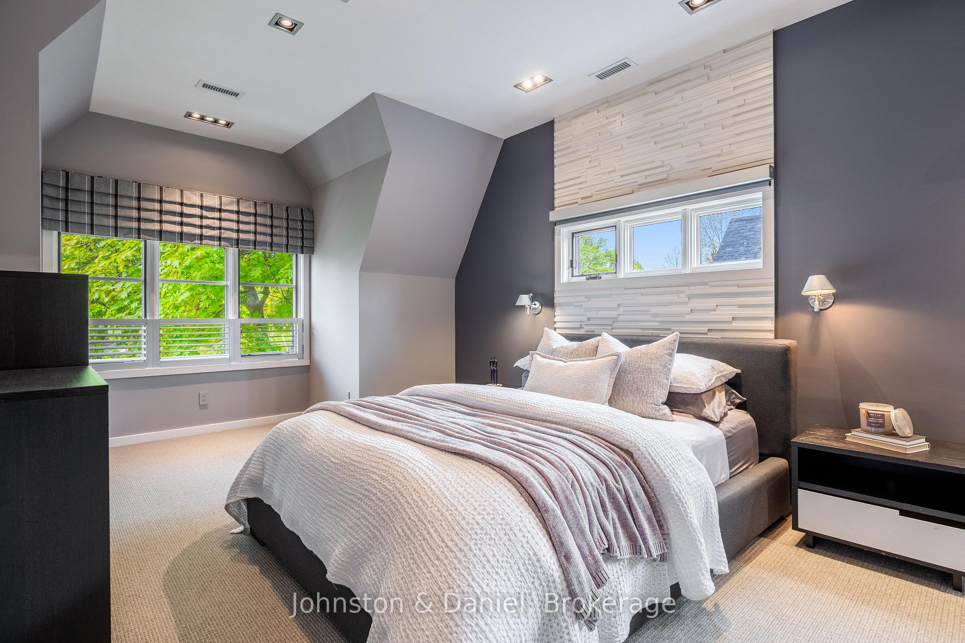 Photo 35 of 24 Glenview Avenue, Toronto, Lawrence Park South — HOMEH