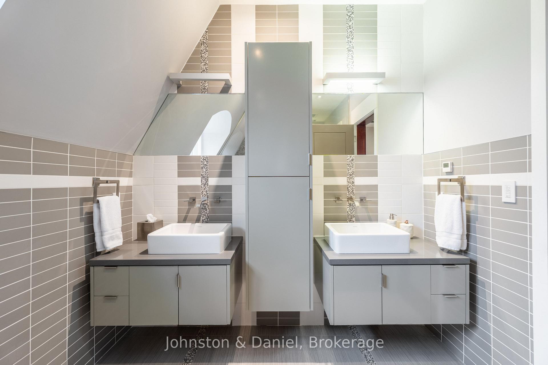 Photo 36 of 24 Glenview Avenue, Toronto, Lawrence Park South — HOMEH