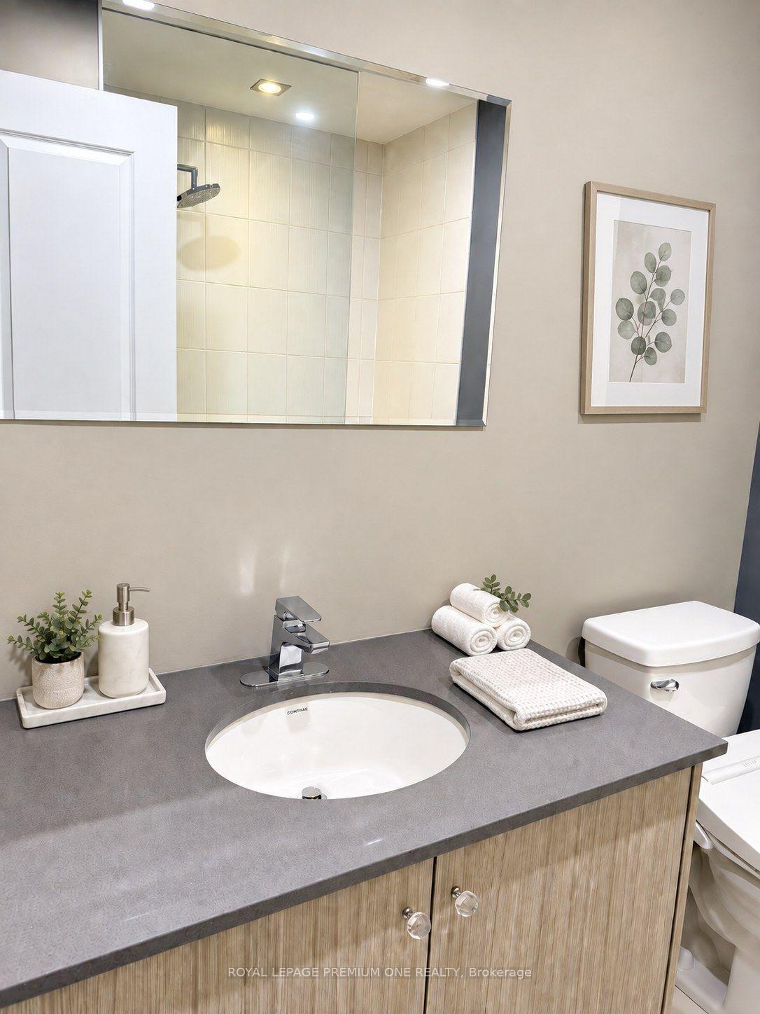 Photo 16 of Unit 14, 95 Kayla Crescent, Vaughan, Maple — HOMEH