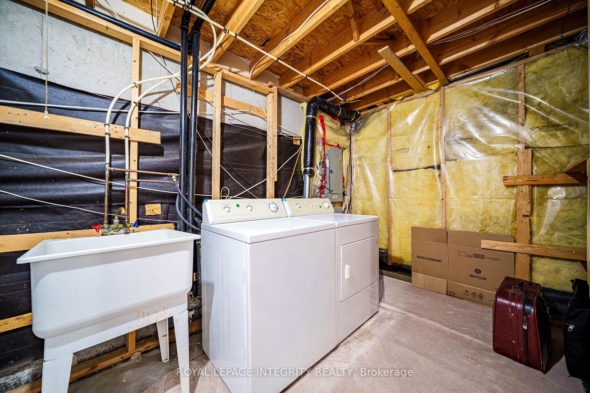 Photo 30 of 133 Lilibet Crescent, Ottawa, Ellwood — HOMEH