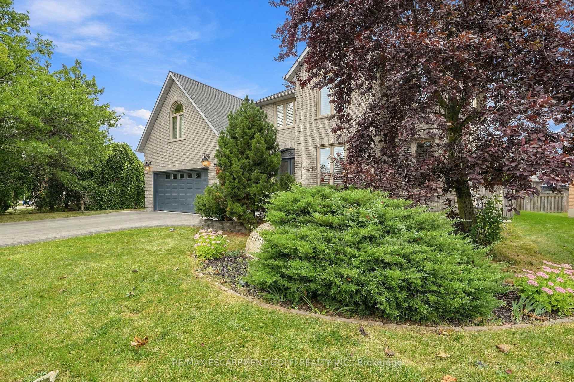 Photo 2 of 35 Lido Drive, Hamilton, Winona Park — HOMEH