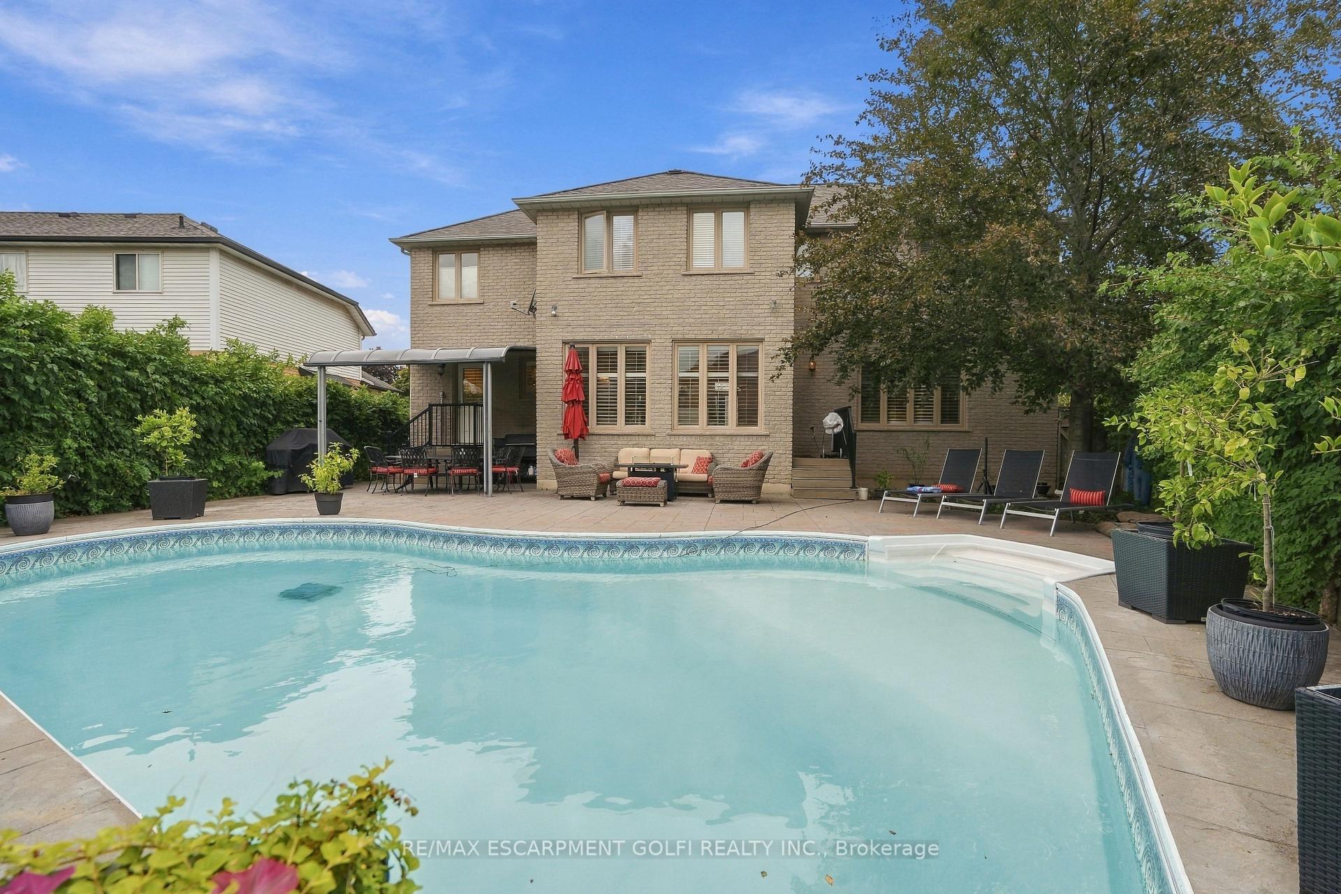 Photo 3 of 35 Lido Drive, Hamilton, Winona Park — HOMEH