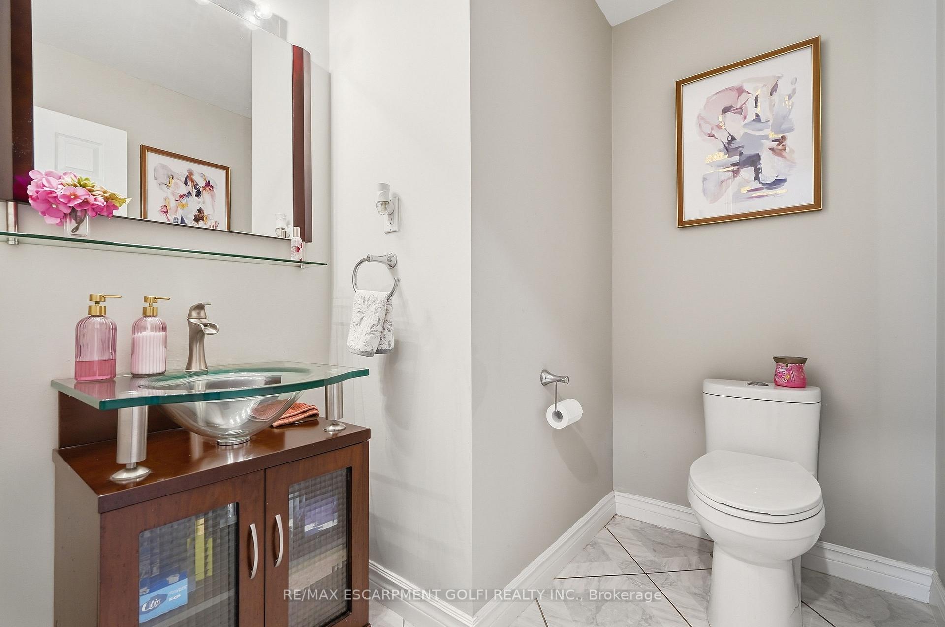 Photo 23 of 35 Lido Drive, Hamilton, Winona Park — HOMEH