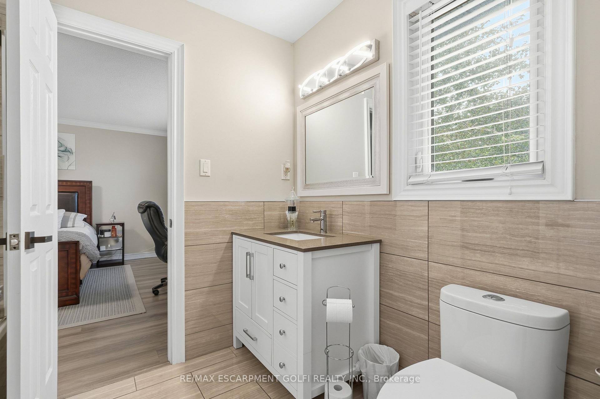 Photo 33 of 35 Lido Drive, Hamilton, Winona Park — HOMEH