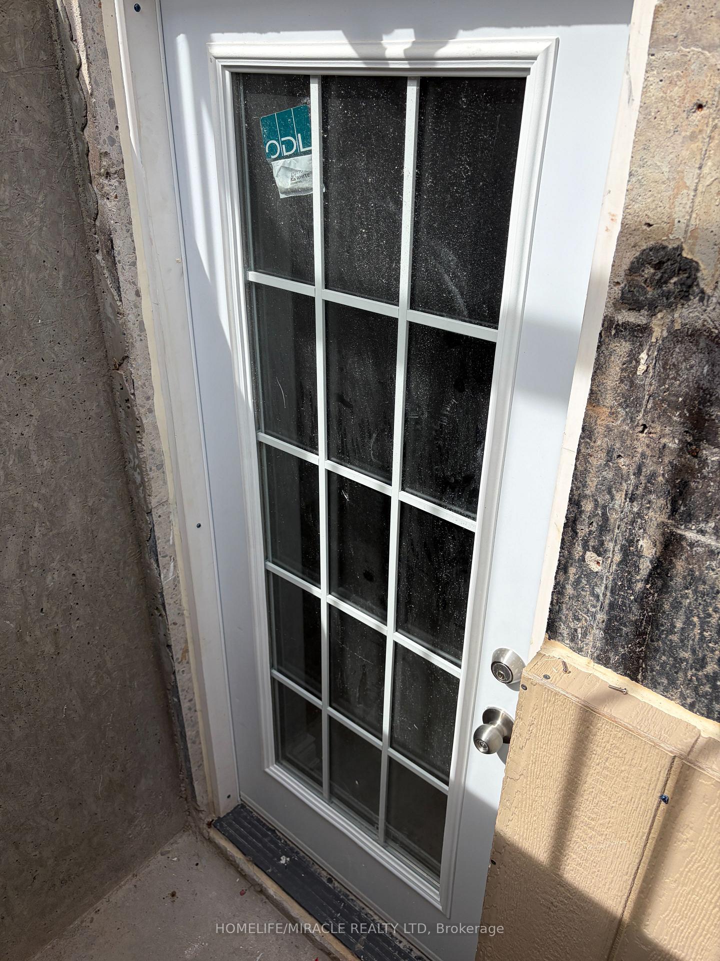 Photo 3 of Unit BSMT, 49 Ponymeadow (BSMT) Way, Brampton, Credit Valley — HOMEH