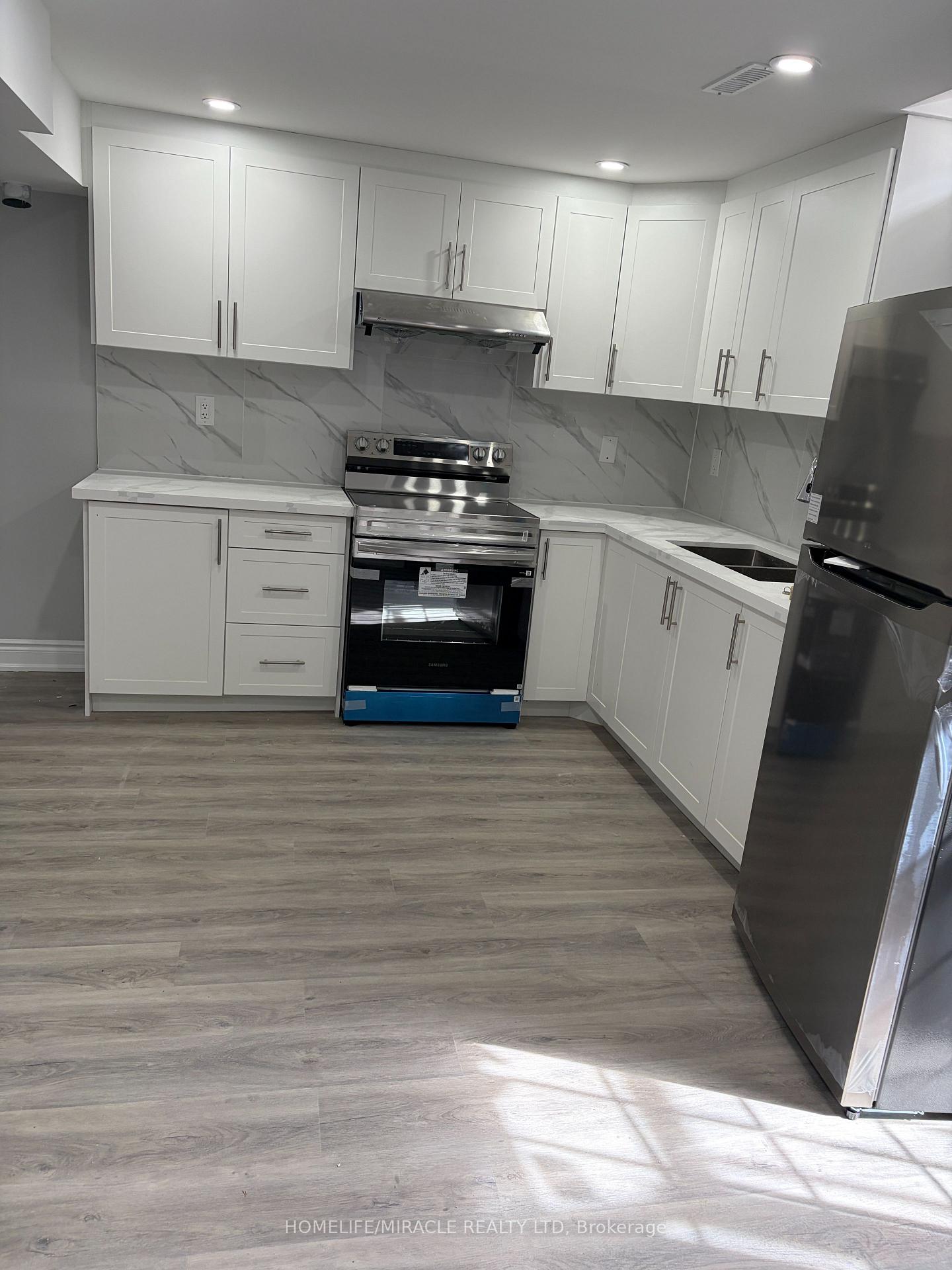 Photo 9 of Unit BSMT, 49 Ponymeadow (BSMT) Way, Brampton, Credit Valley — HOMEH