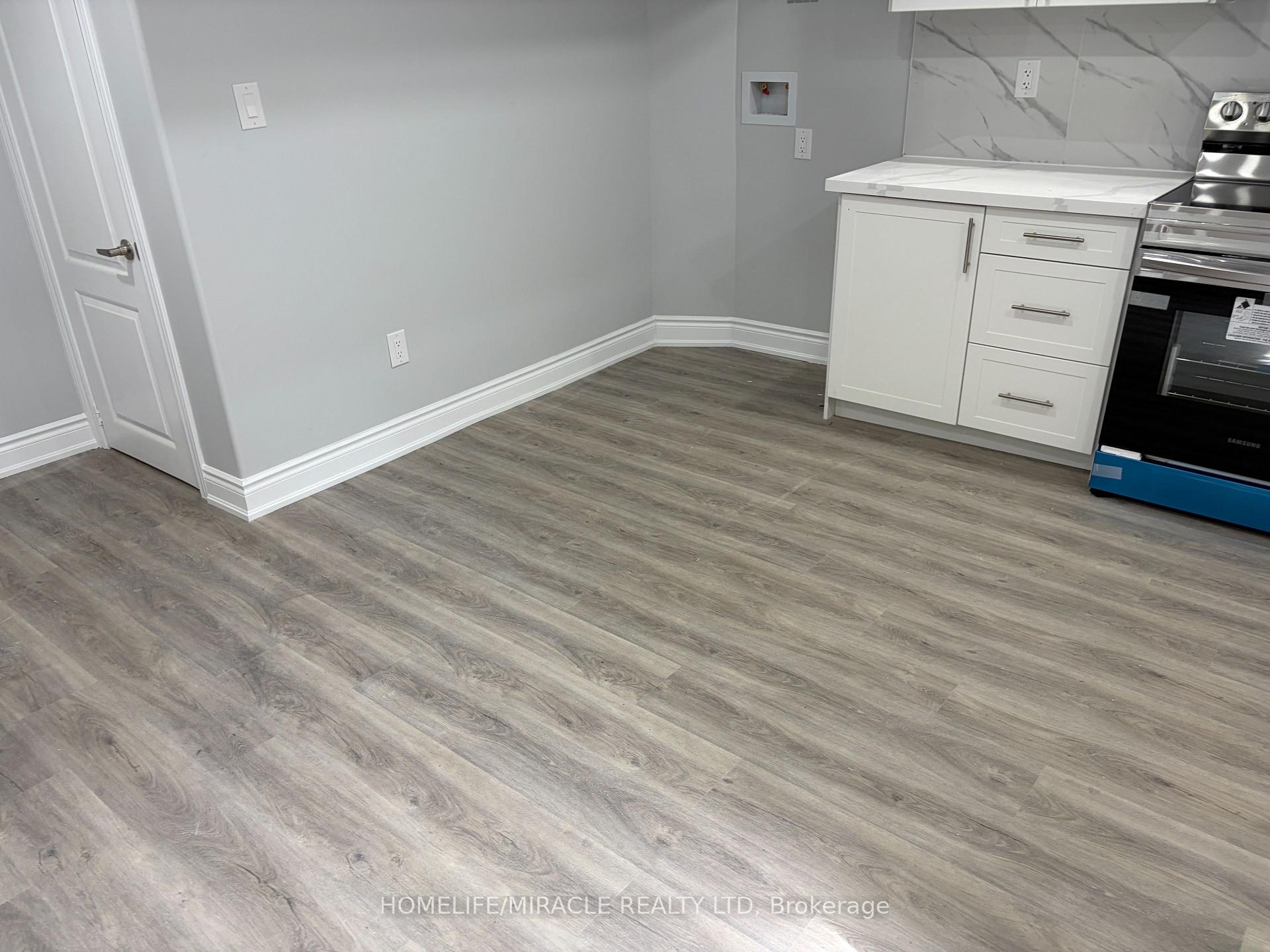 Photo 11 of Unit BSMT, 49 Ponymeadow (BSMT) Way, Brampton, Credit Valley — HOMEH