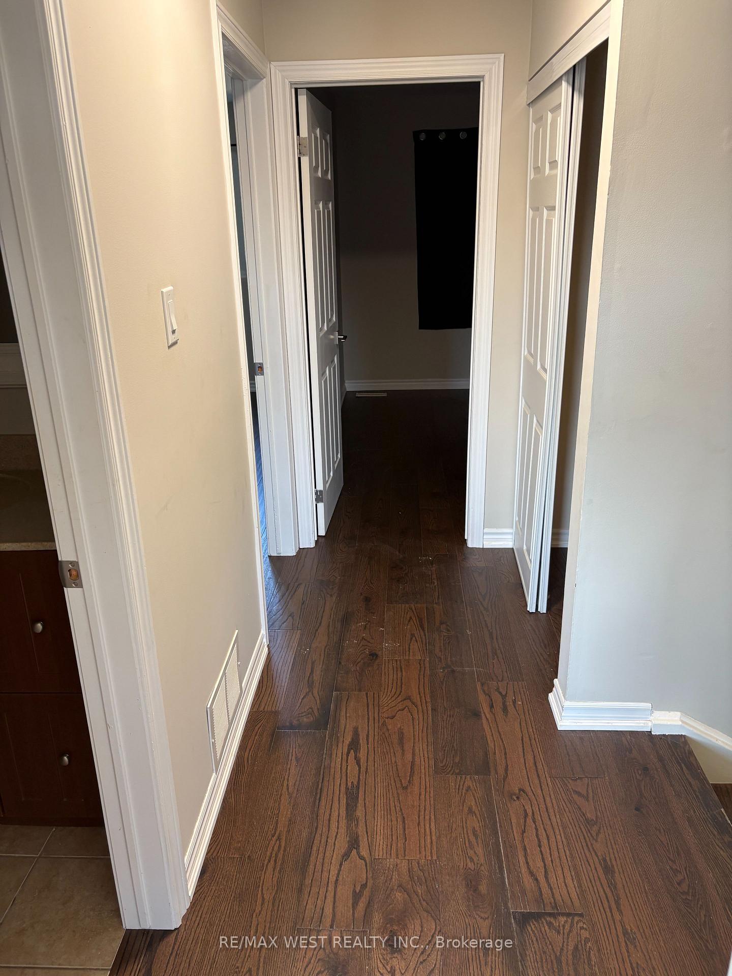 Photo 15 of Unit 104, 900 Central Park Drive, Brampton, Northgate — HOMEH