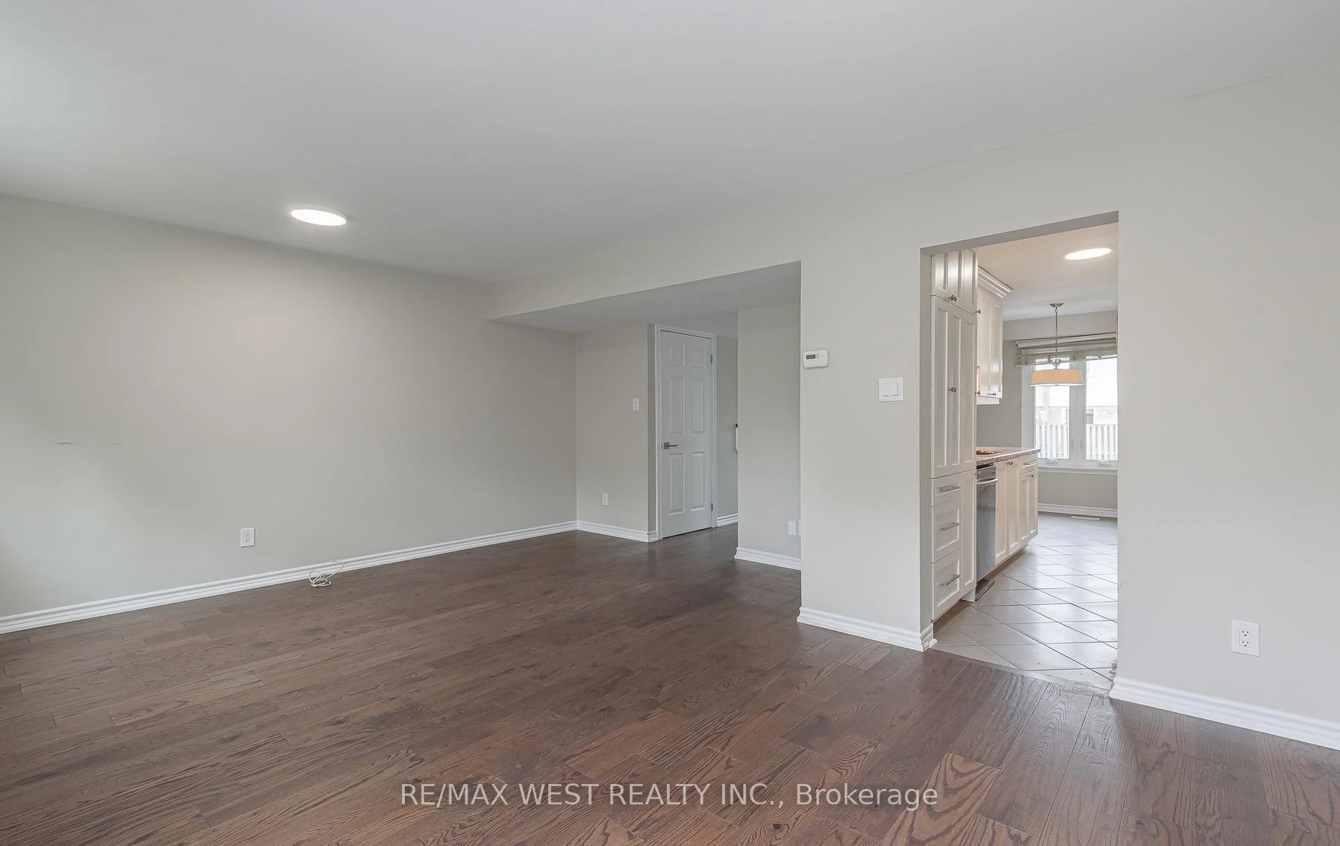 Photo 29 of Unit 104, 900 Central Park Drive, Brampton, Northgate — HOMEH
