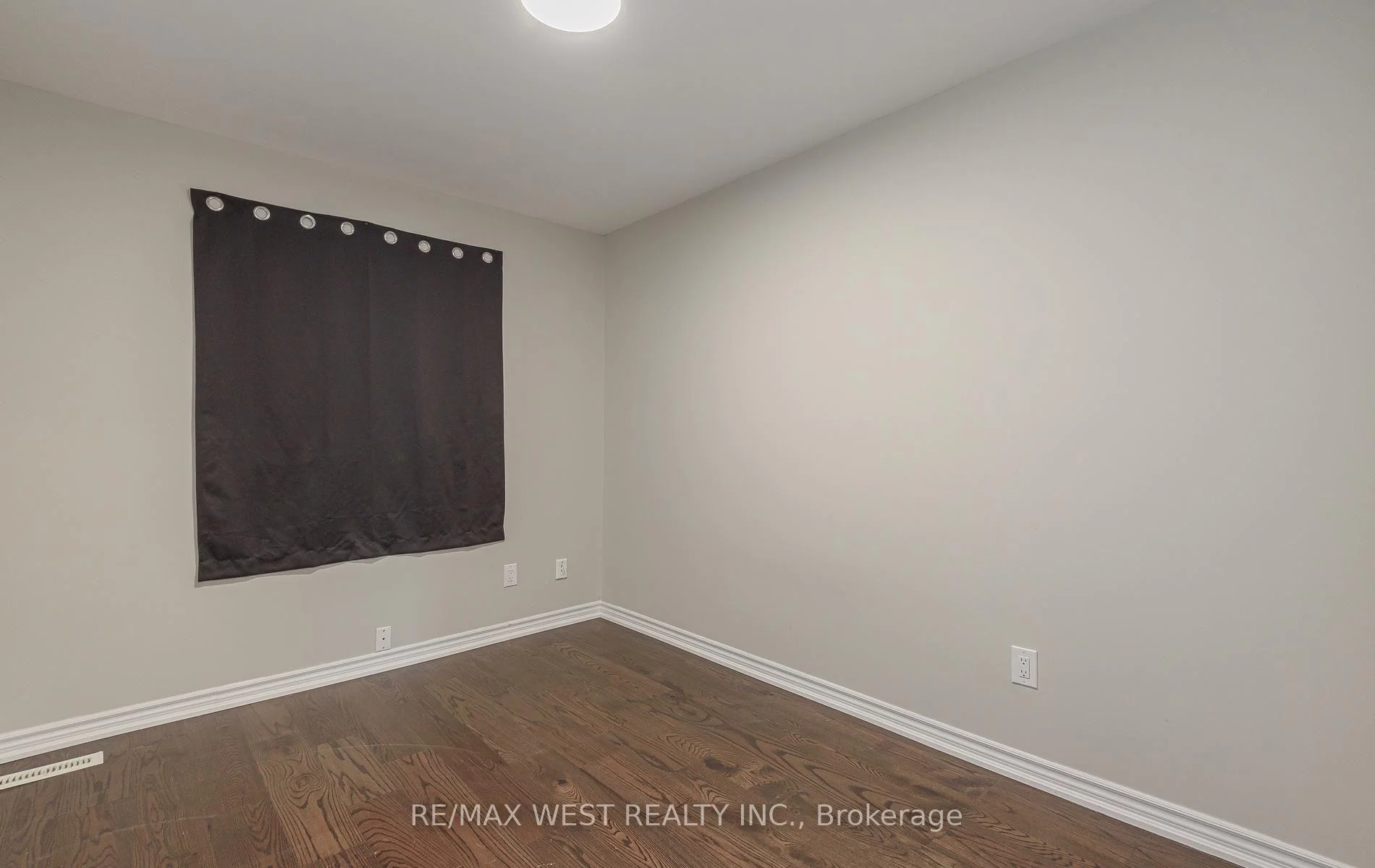 Photo 39 of Unit 104, 900 Central Park Drive, Brampton, Northgate — HOMEH
