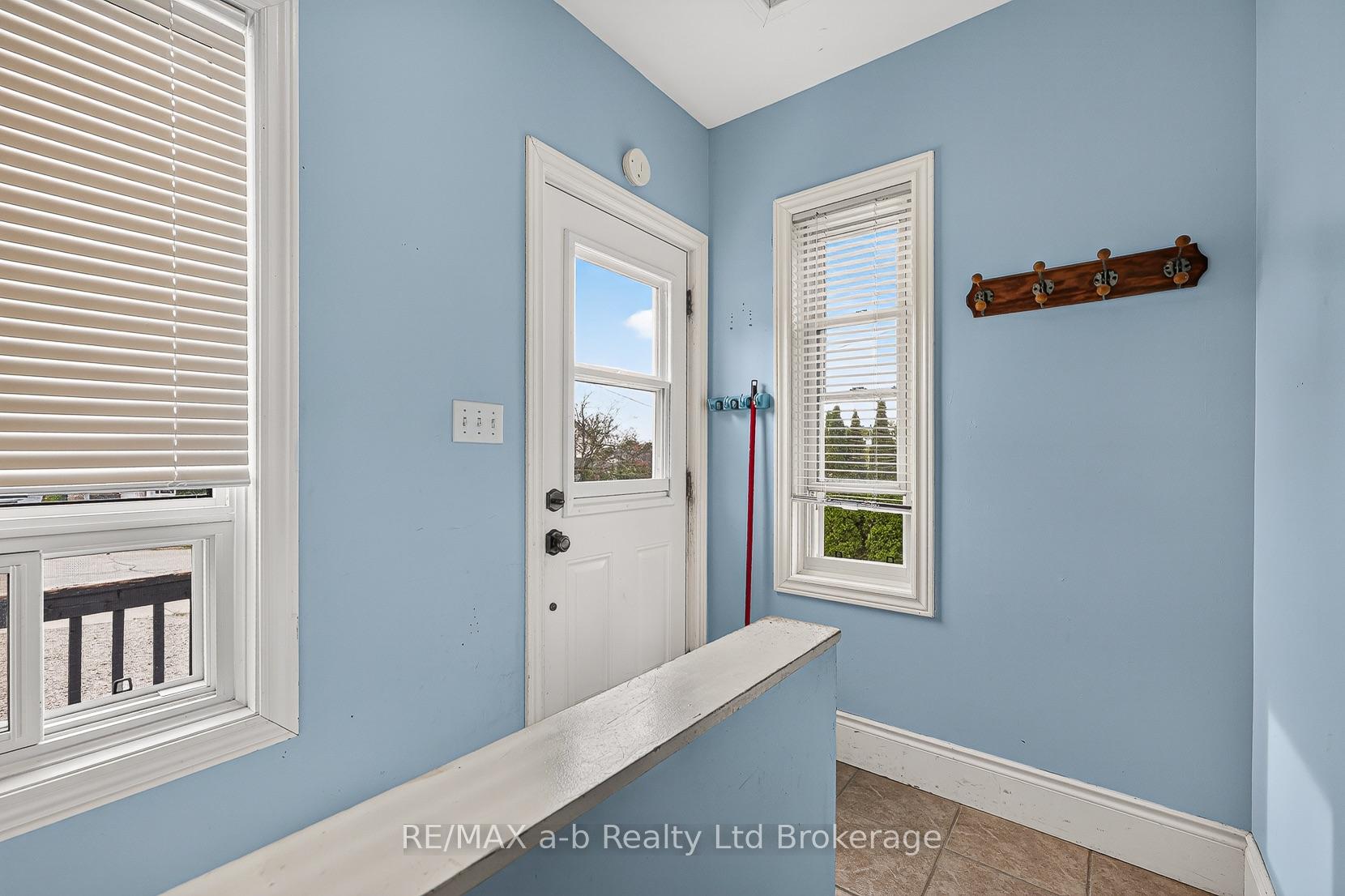 Photo 9 of 250 Frederick Street, Ingersoll, Ingersoll - South — HOMEH