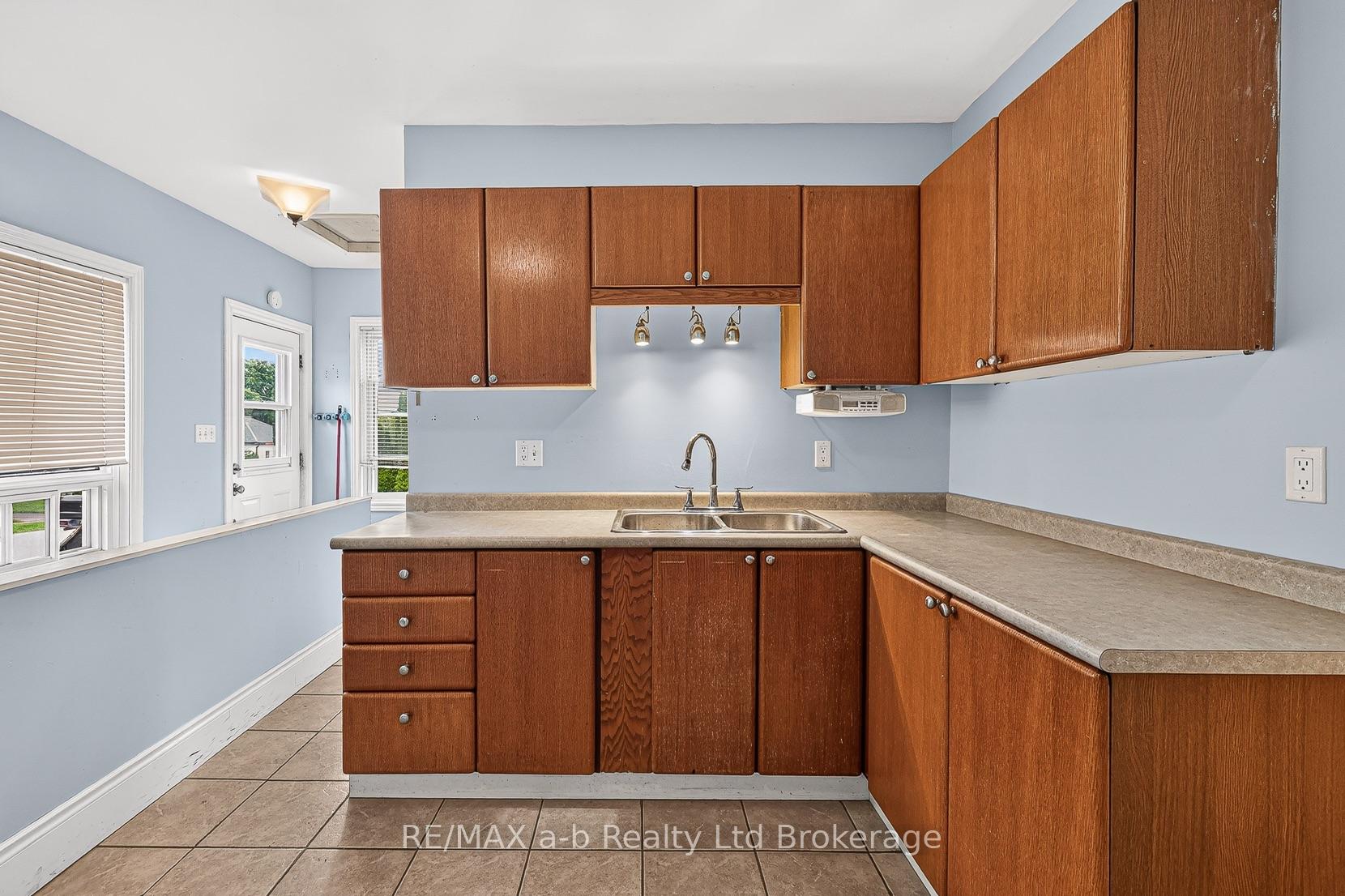 Photo 14 of 250 Frederick Street, Ingersoll, Ingersoll - South — HOMEH