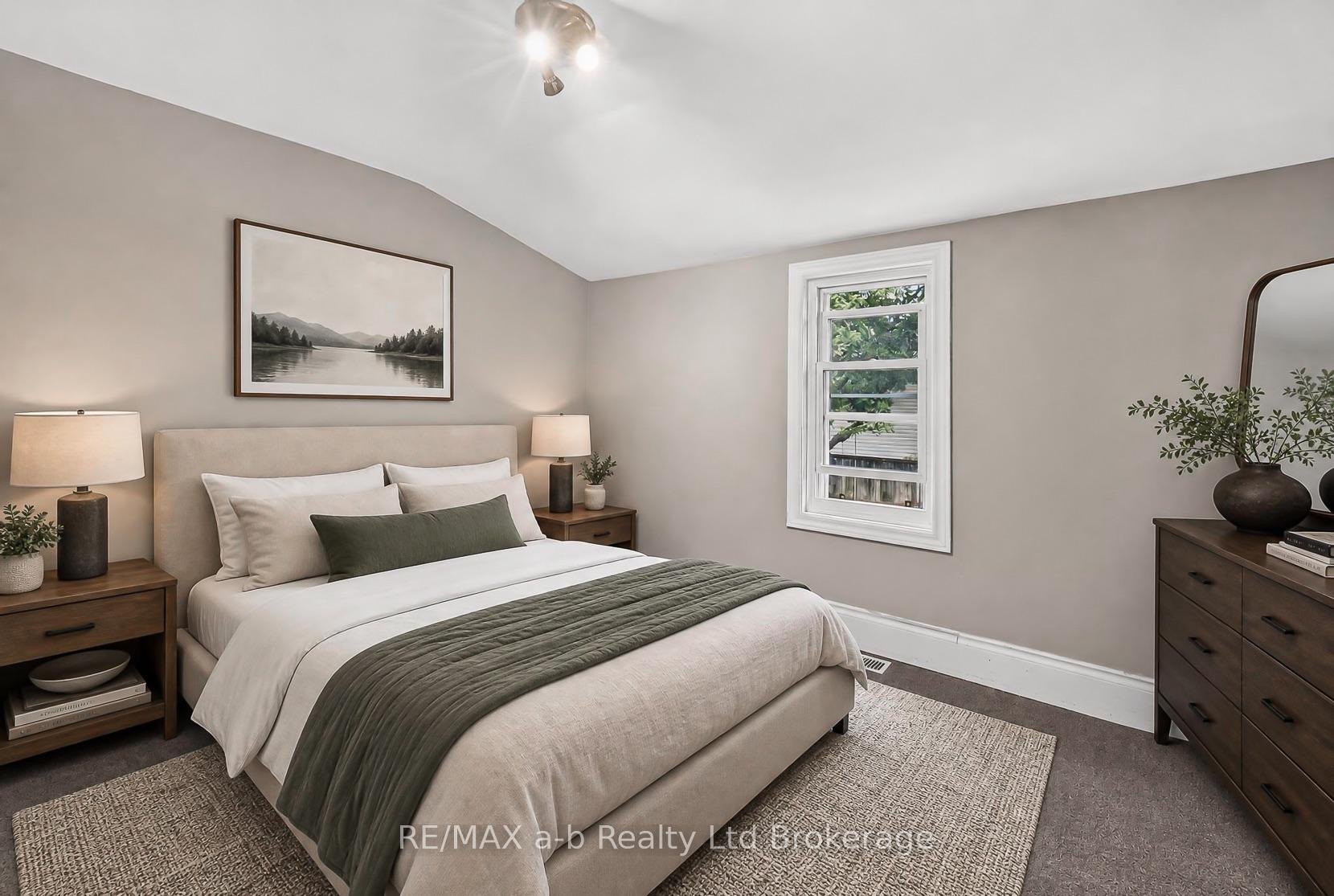 Photo 18 of 250 Frederick Street, Ingersoll, Ingersoll - South — HOMEH