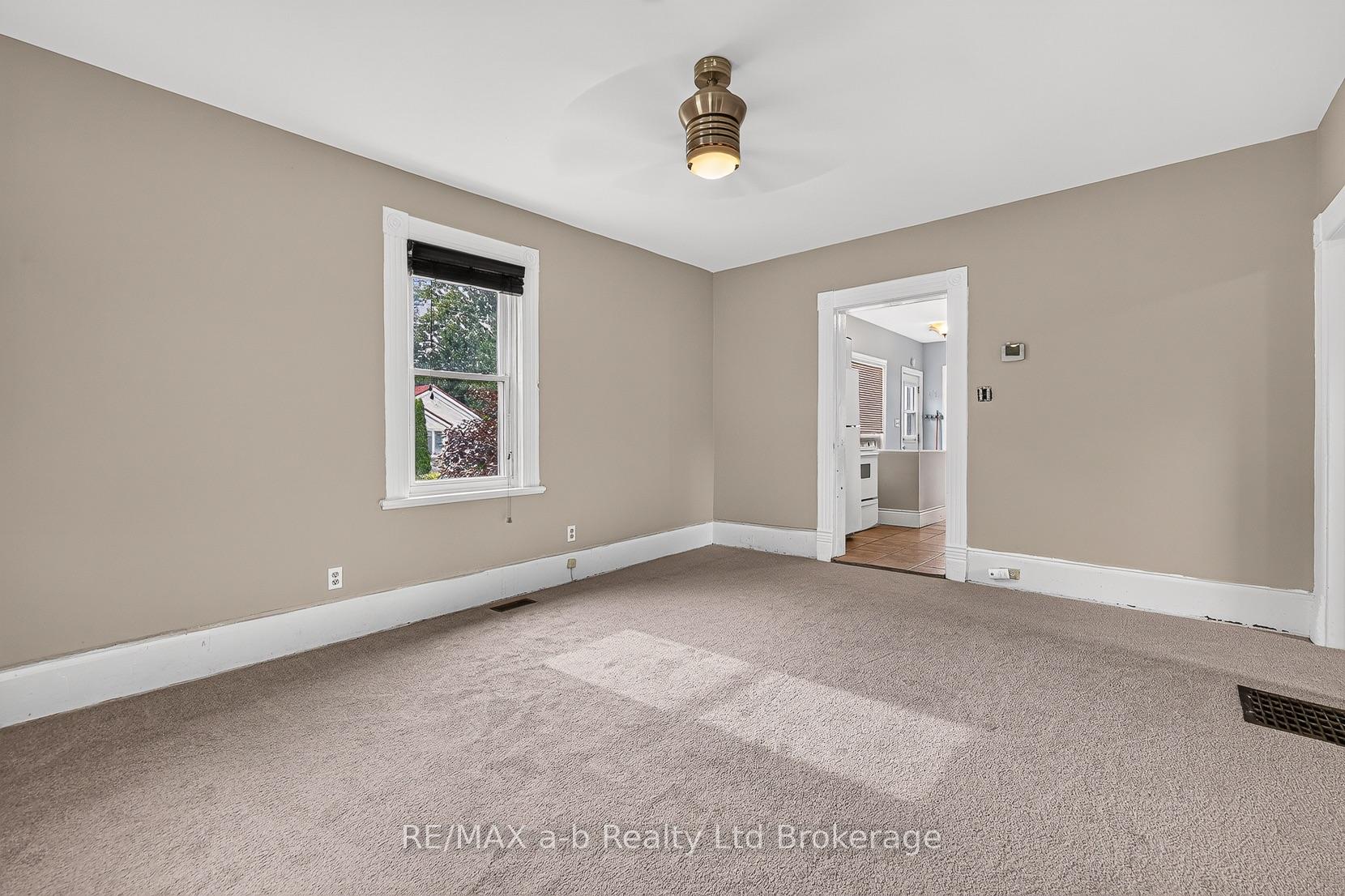 Photo 22 of 250 Frederick Street, Ingersoll, Ingersoll - South — HOMEH