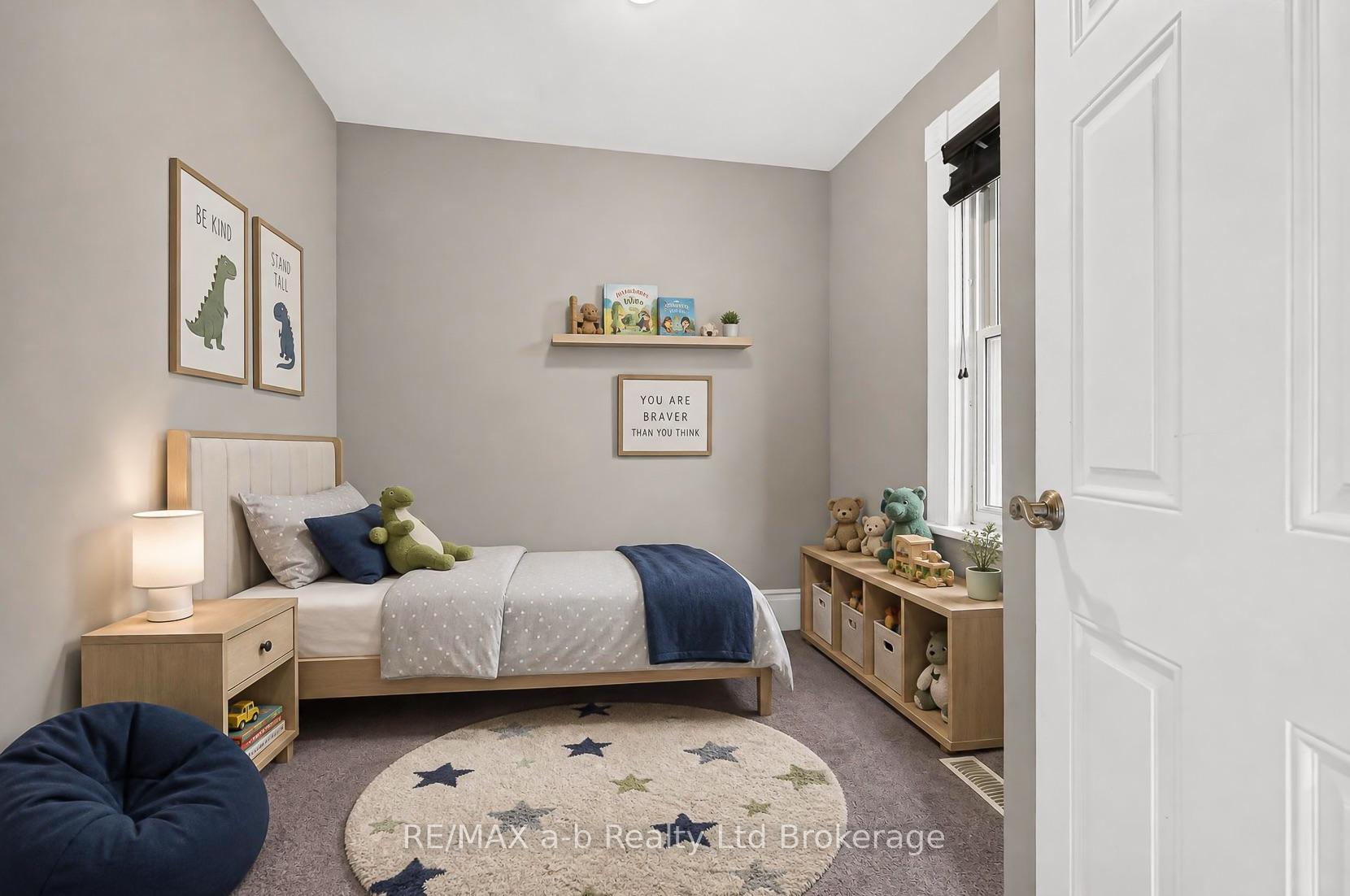 Photo 24 of 250 Frederick Street, Ingersoll, Ingersoll - South — HOMEH