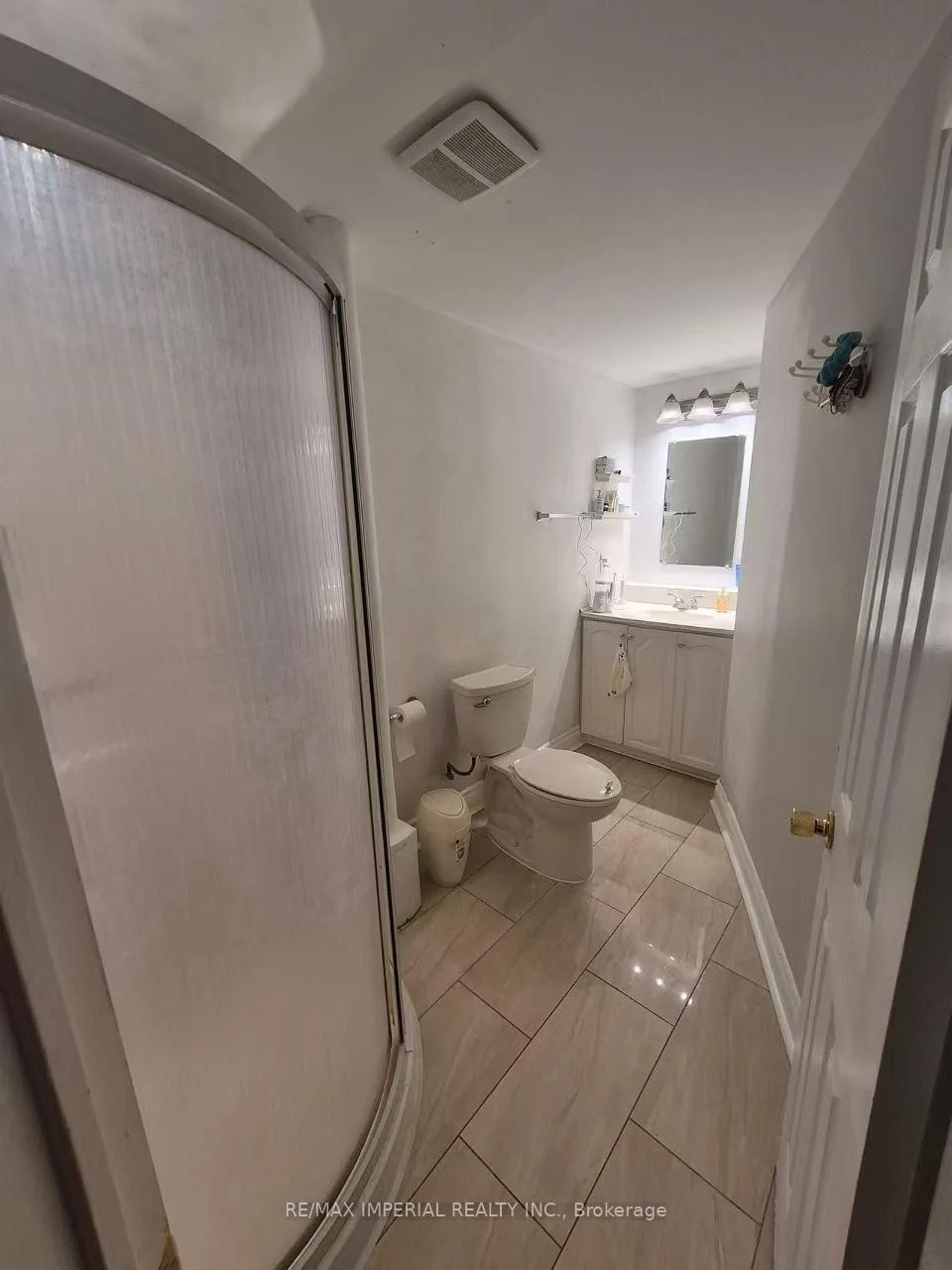 Photo 5 of Unit Bsmt, 55 Sassafras Circle, Vaughan, Patterson — HOMEH