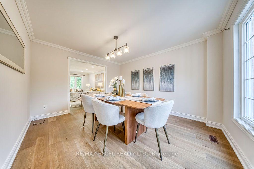 Photo 12 of 2105 Oakmead Boulevard, Oakville, River Oaks — HOMEH