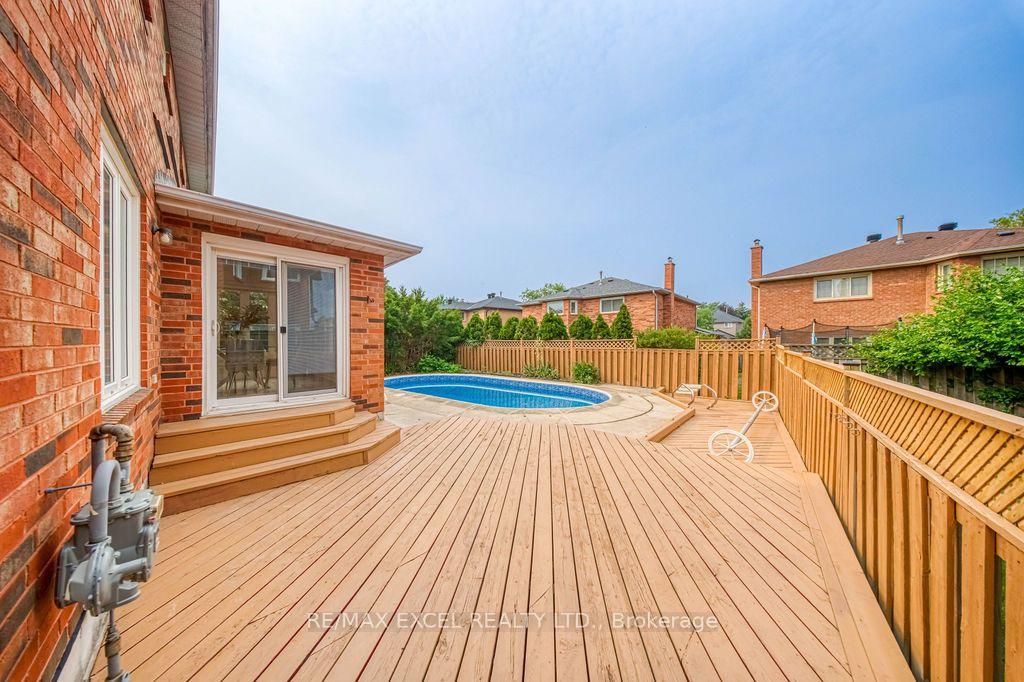 Photo 37 of 2105 Oakmead Boulevard, Oakville, River Oaks — HOMEH