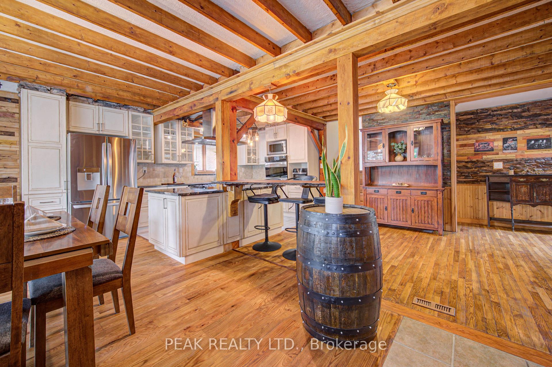 Photo 9 of 650 Pineridge Road E, Waterloo, North Lakeshore — HOMEH