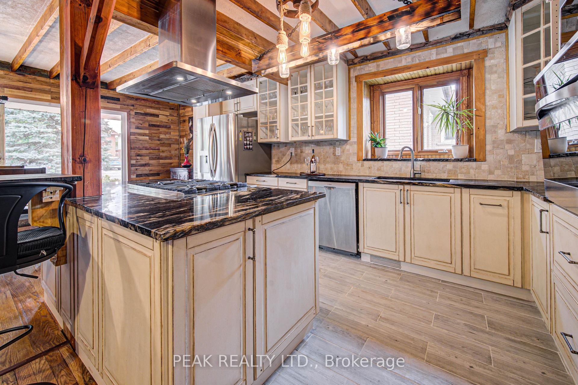 Photo 12 of 650 Pineridge Road E, Waterloo, North Lakeshore — HOMEH