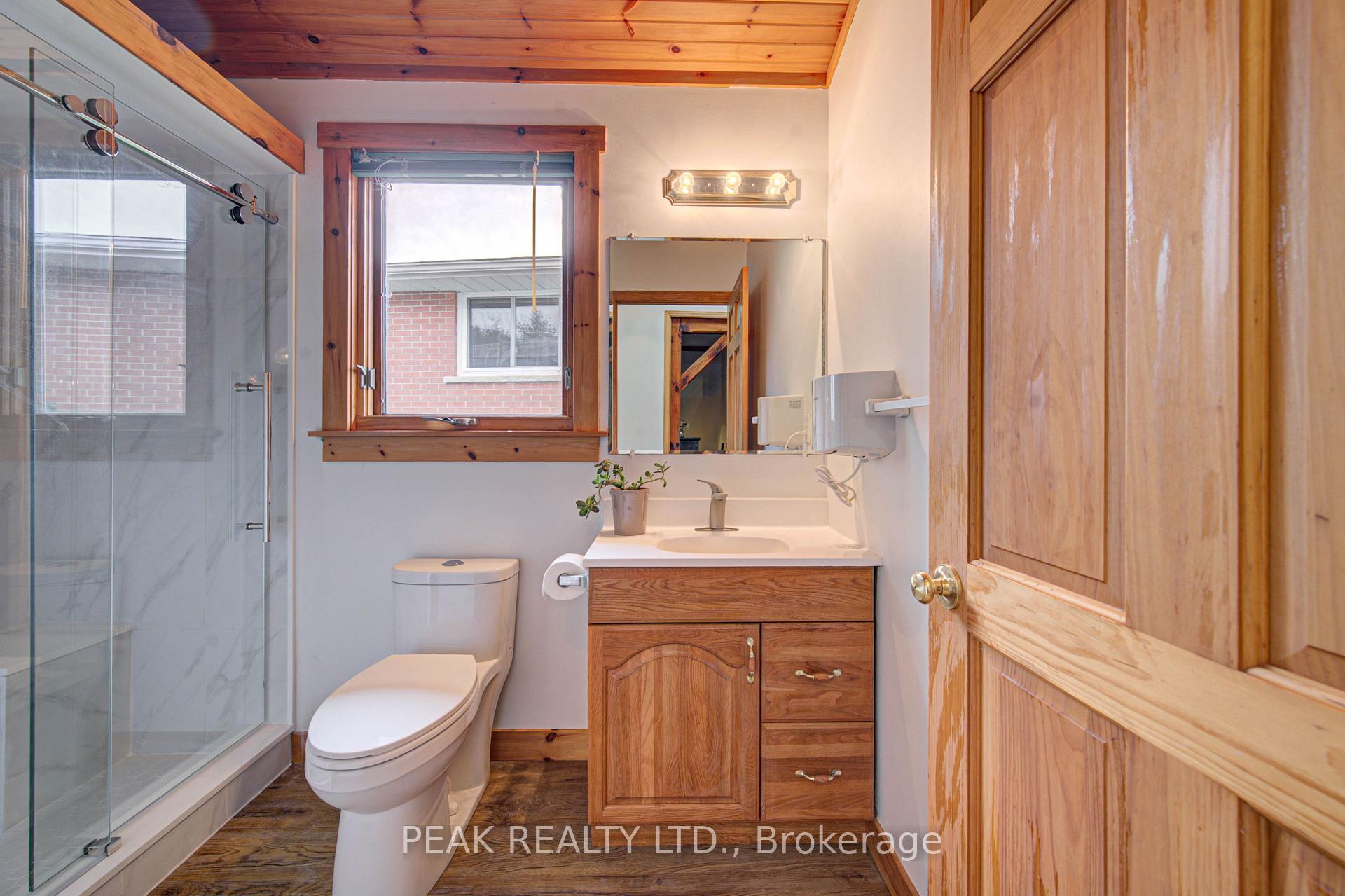 Photo 23 of 650 Pineridge Road E, Waterloo, North Lakeshore — HOMEH