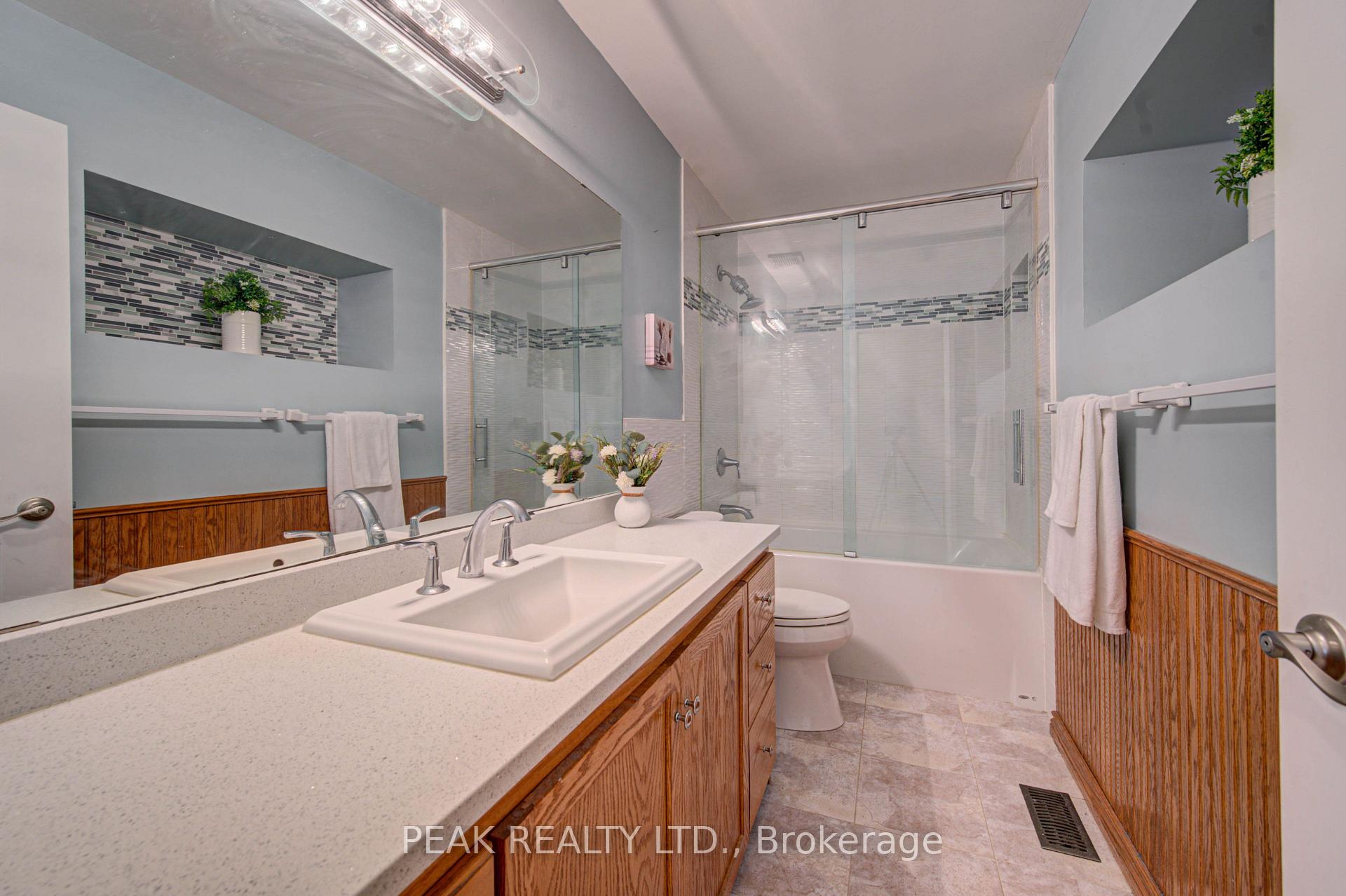 Photo 34 of 650 Pineridge Road E, Waterloo, North Lakeshore — HOMEH