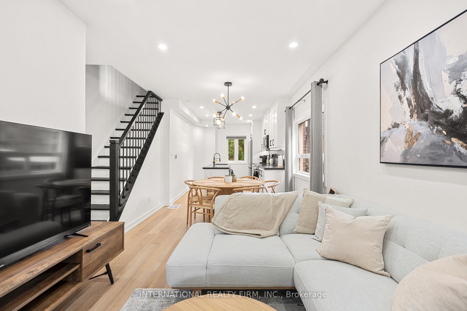 Photo 4 of 171 Duplex Avenue, Toronto, Yonge-Eglinton — HOMEH