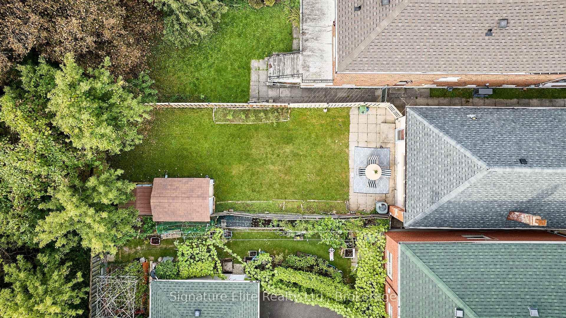 Photo 39 of 93 Pinegrove Avenue, Scarborough, Birchcliffe-Cliffside — HOMEH
