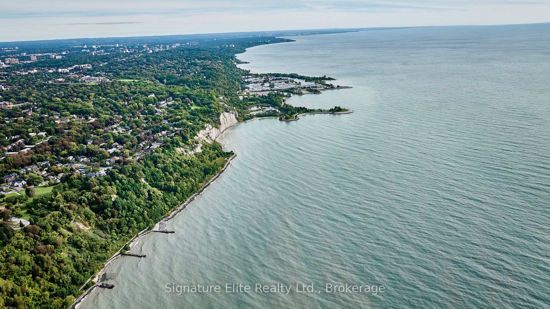Photo 45 of 93 Pinegrove Avenue, Scarborough, Birchcliffe-Cliffside — HOMEH