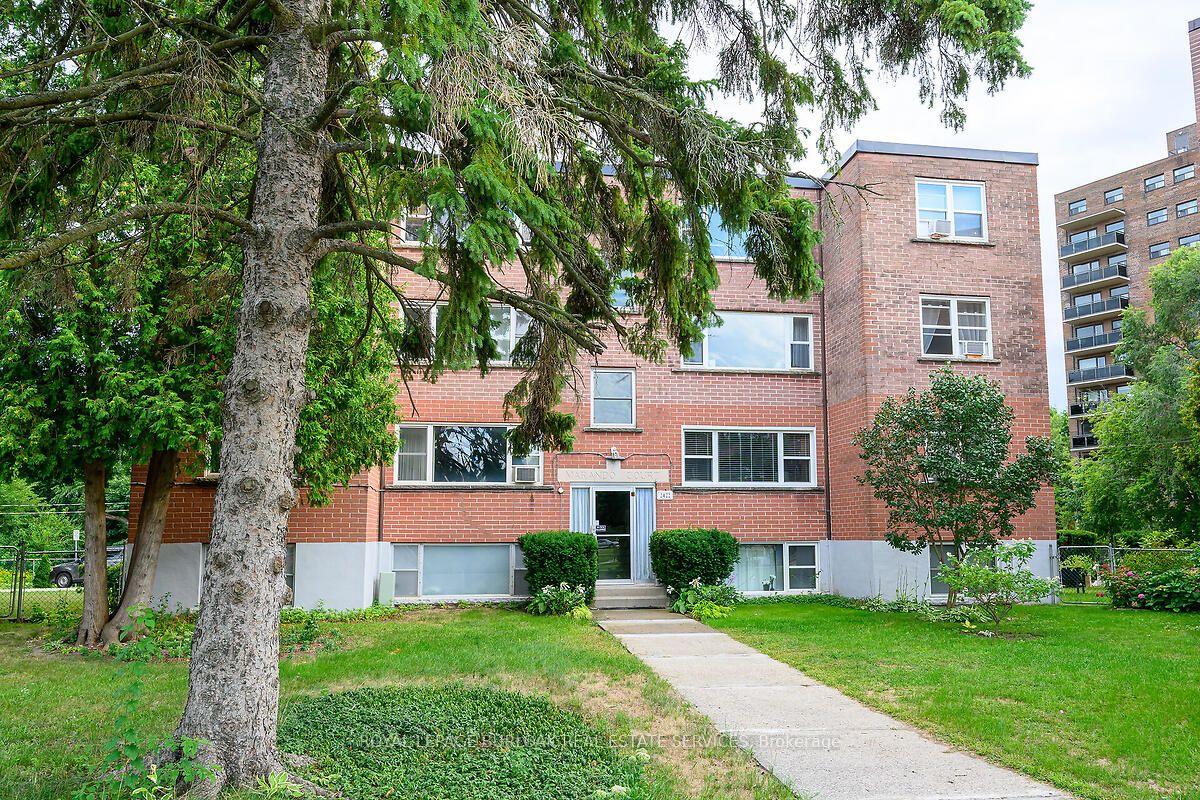 Photo 2 of Unit 9, 2422 New Street, Burlington, Brant — HOMEH
