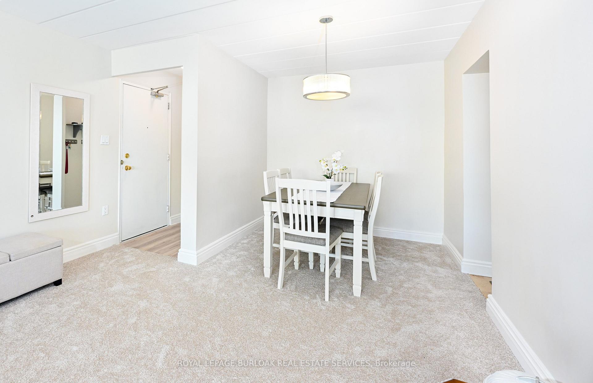 Photo 14 of Unit 9, 2422 New Street, Burlington, Brant — HOMEH