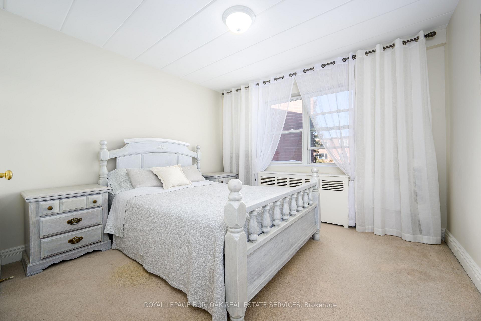 Photo 20 of Unit 9, 2422 New Street, Burlington, Brant — HOMEH