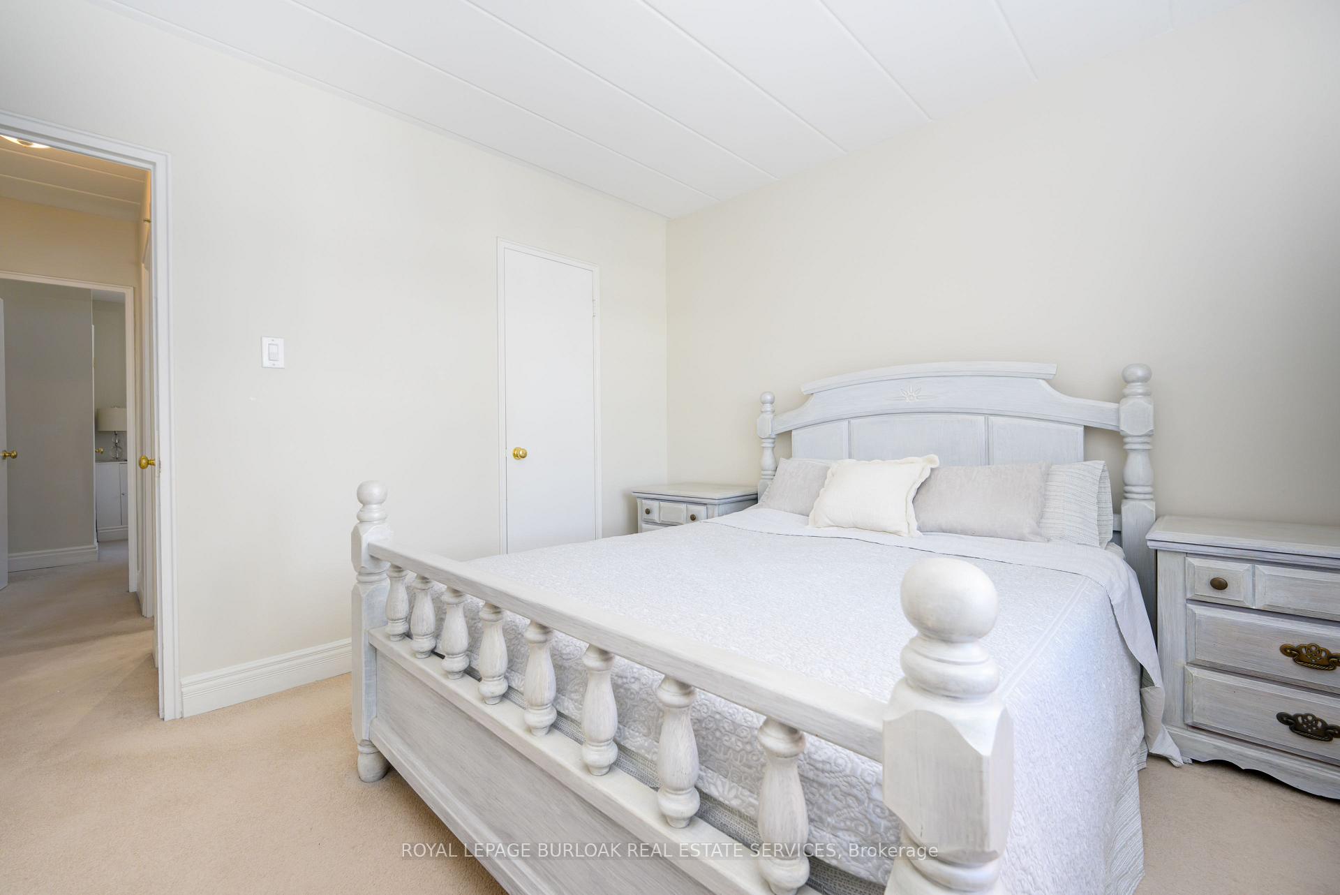 Photo 21 of Unit 9, 2422 New Street, Burlington, Brant — HOMEH