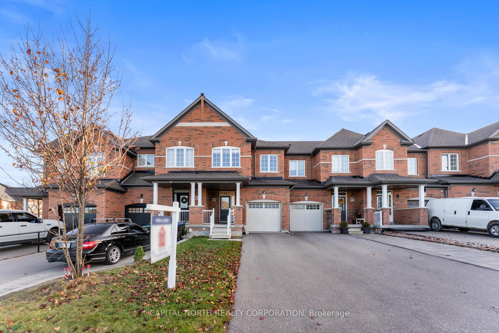 Front of 84 Fortis Crescent