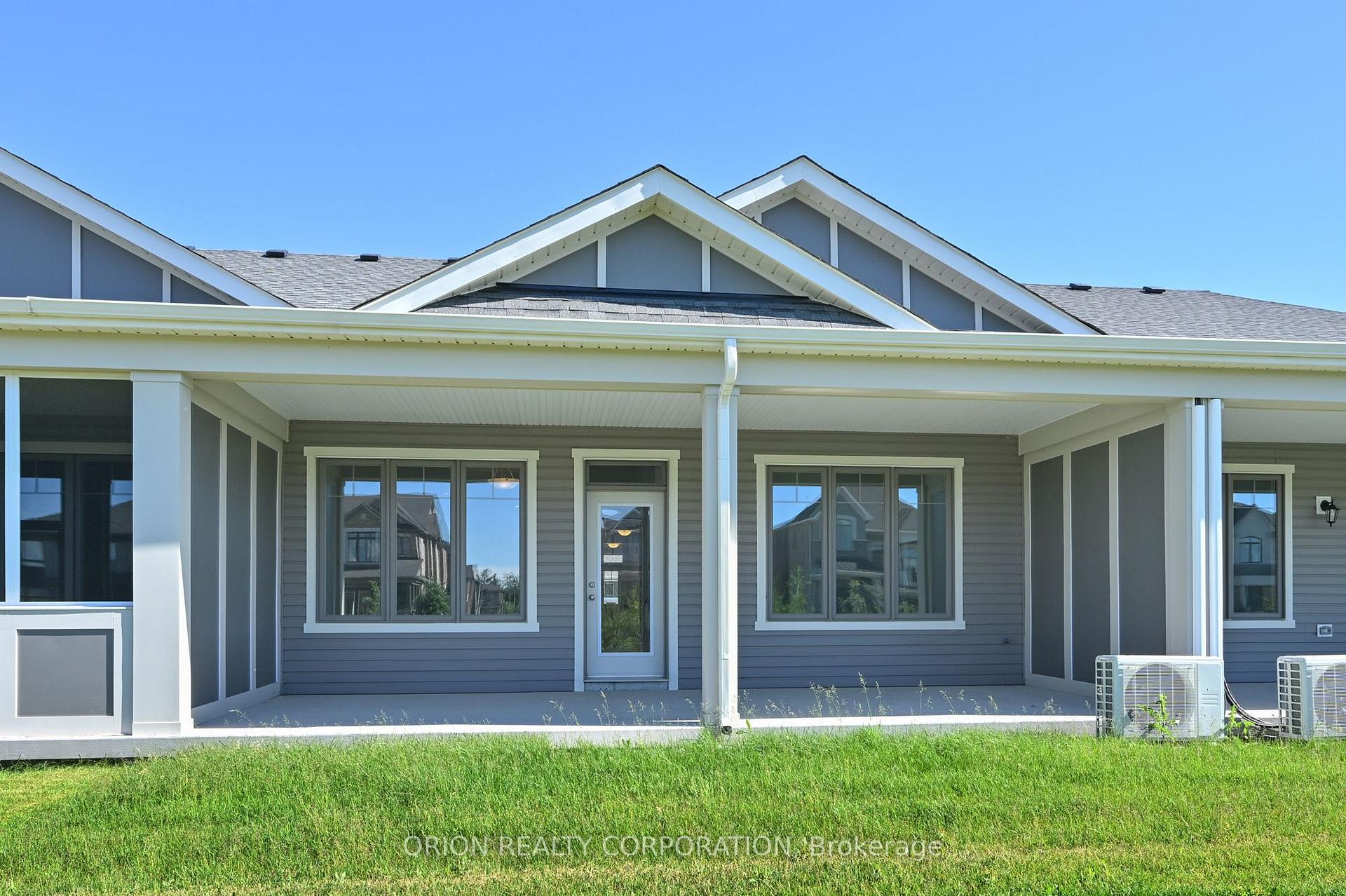 Photo 3 of 704 Sargeant Place, Innisfil, Rural Innisfil — HOMEH