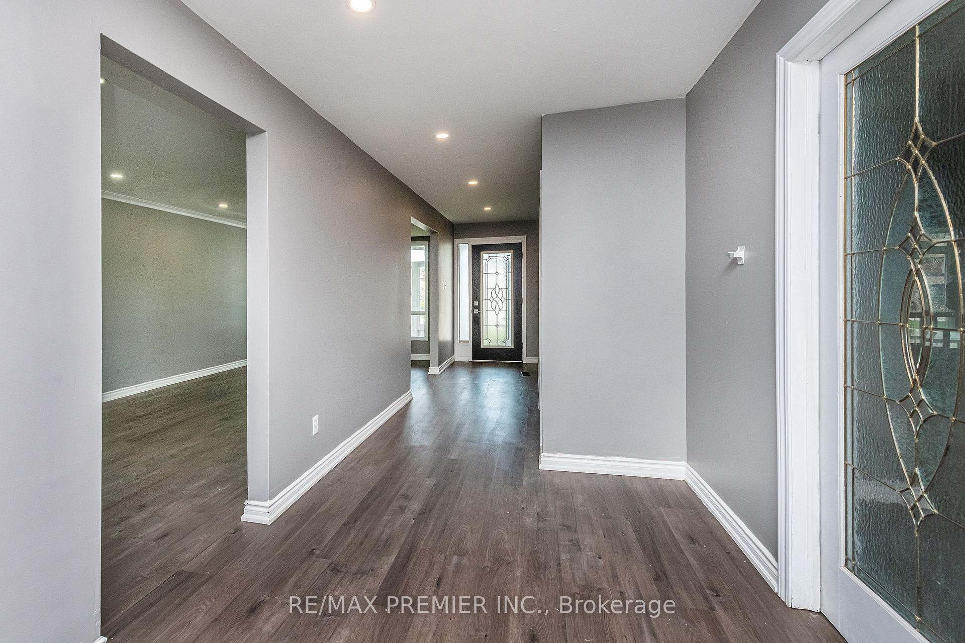 Photo 14 of 43 Jules Avenue, Vaughan, East Woodbridge — HOMEH
