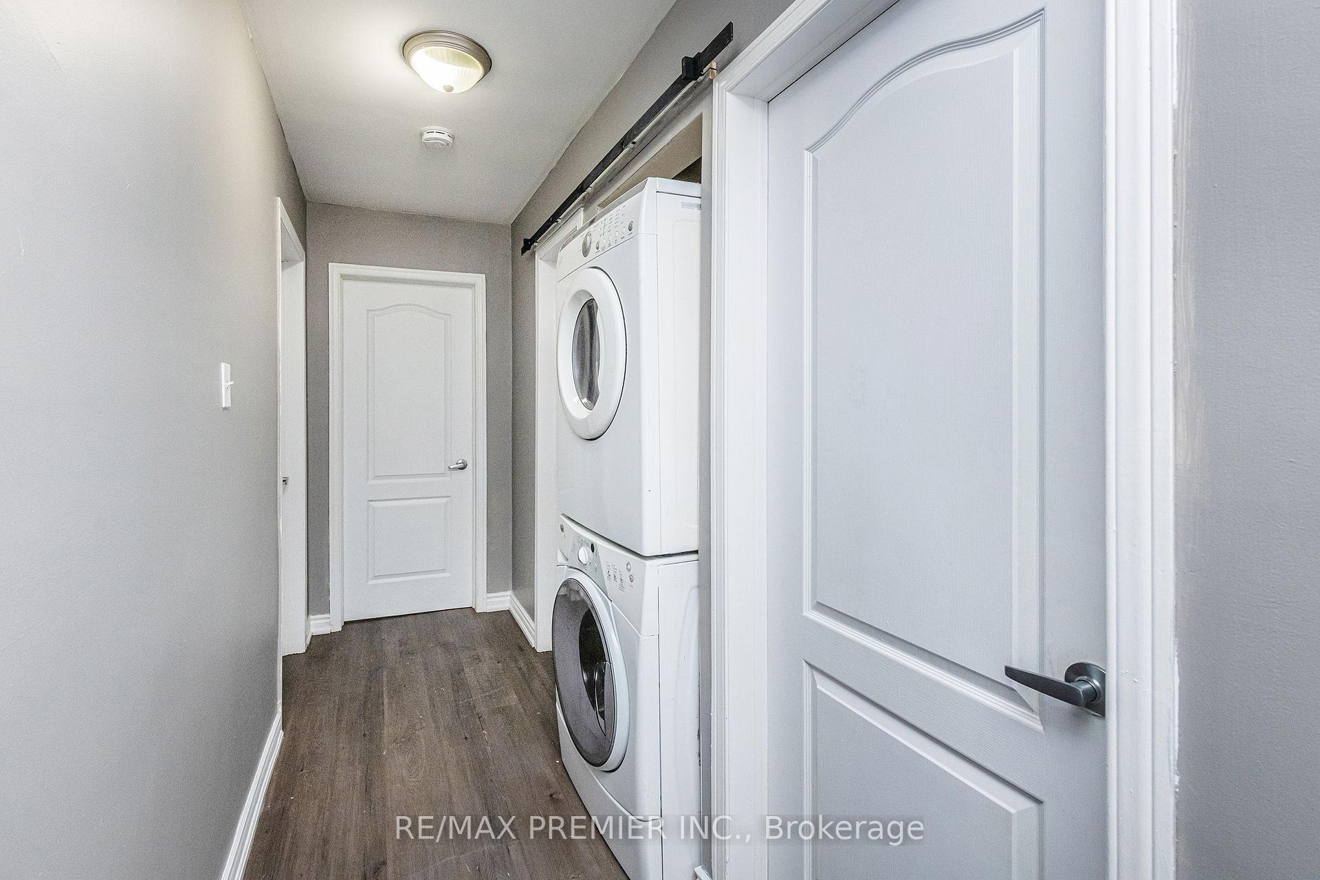 Photo 18 of 43 Jules Avenue, Vaughan, East Woodbridge — HOMEH