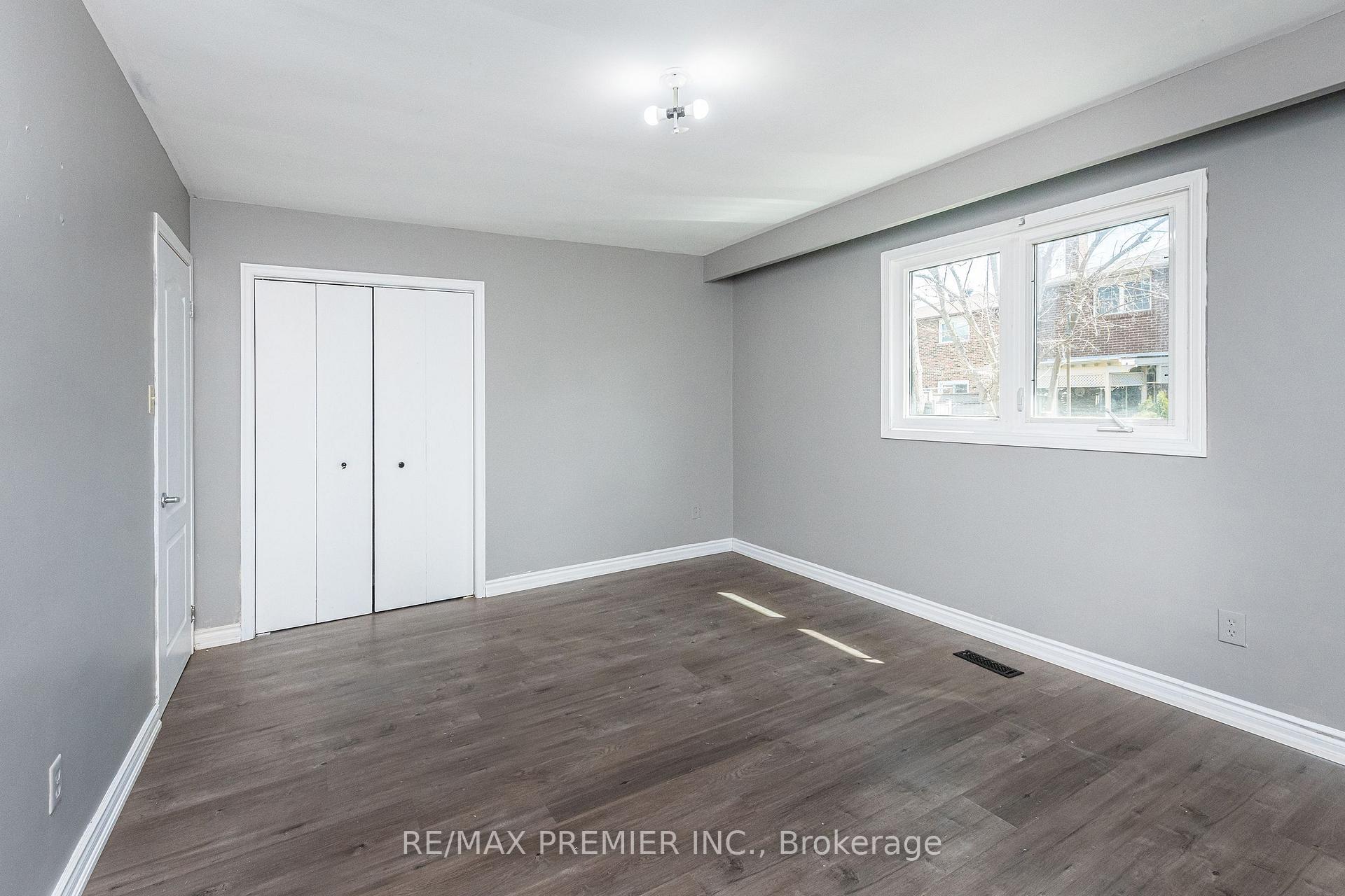 Photo 22 of 43 Jules Avenue, Vaughan, East Woodbridge — HOMEH